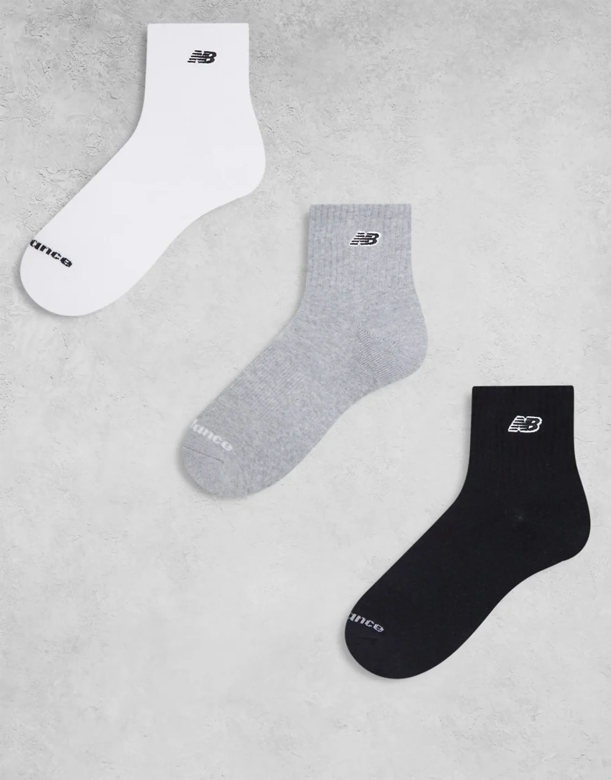 New Balance Black Patch Logo Sock 3 Pack In White