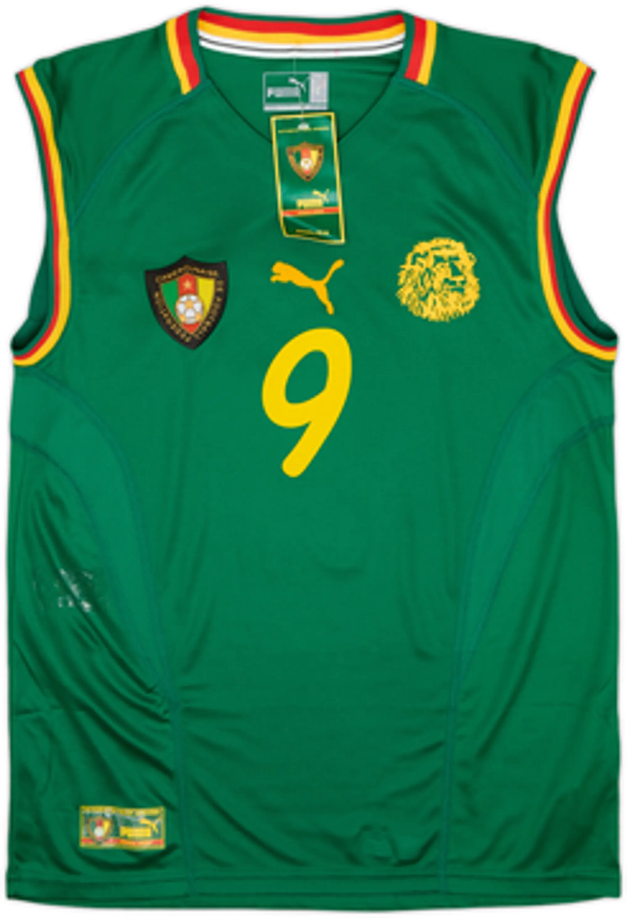 2002 Cameroon Home Vest Shirt Eto'o #9 (L)