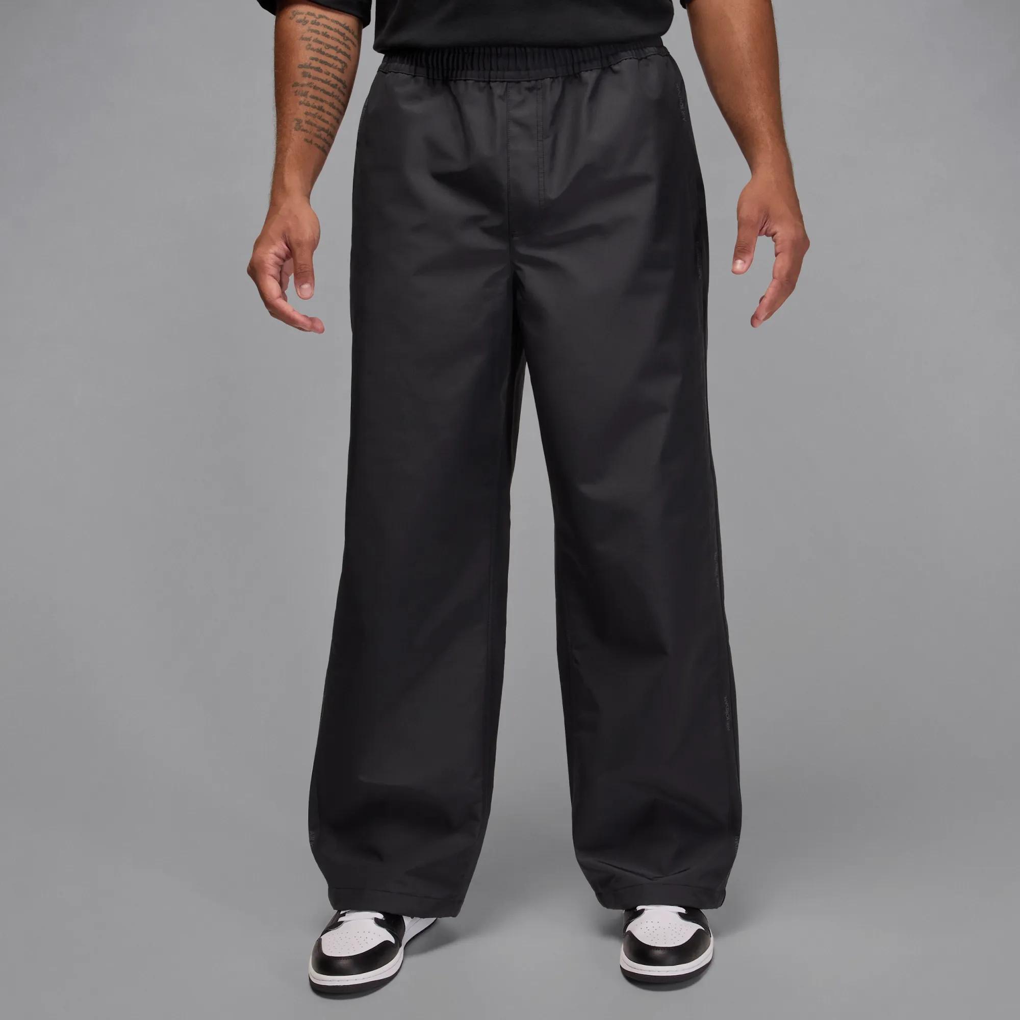 Nike Air Jordan Men's Tracksuit Bottoms - Black - Polyester
