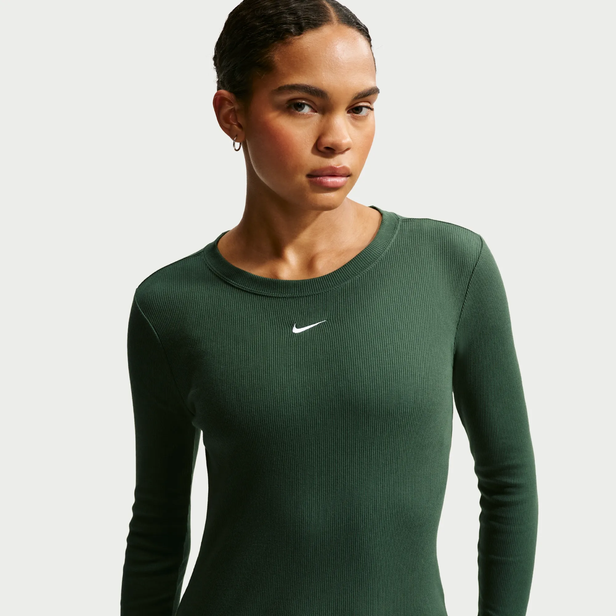 Nike Women's Tight Long-Sleeve Ribbed T-Shirt - Green - Cotton/Elastane