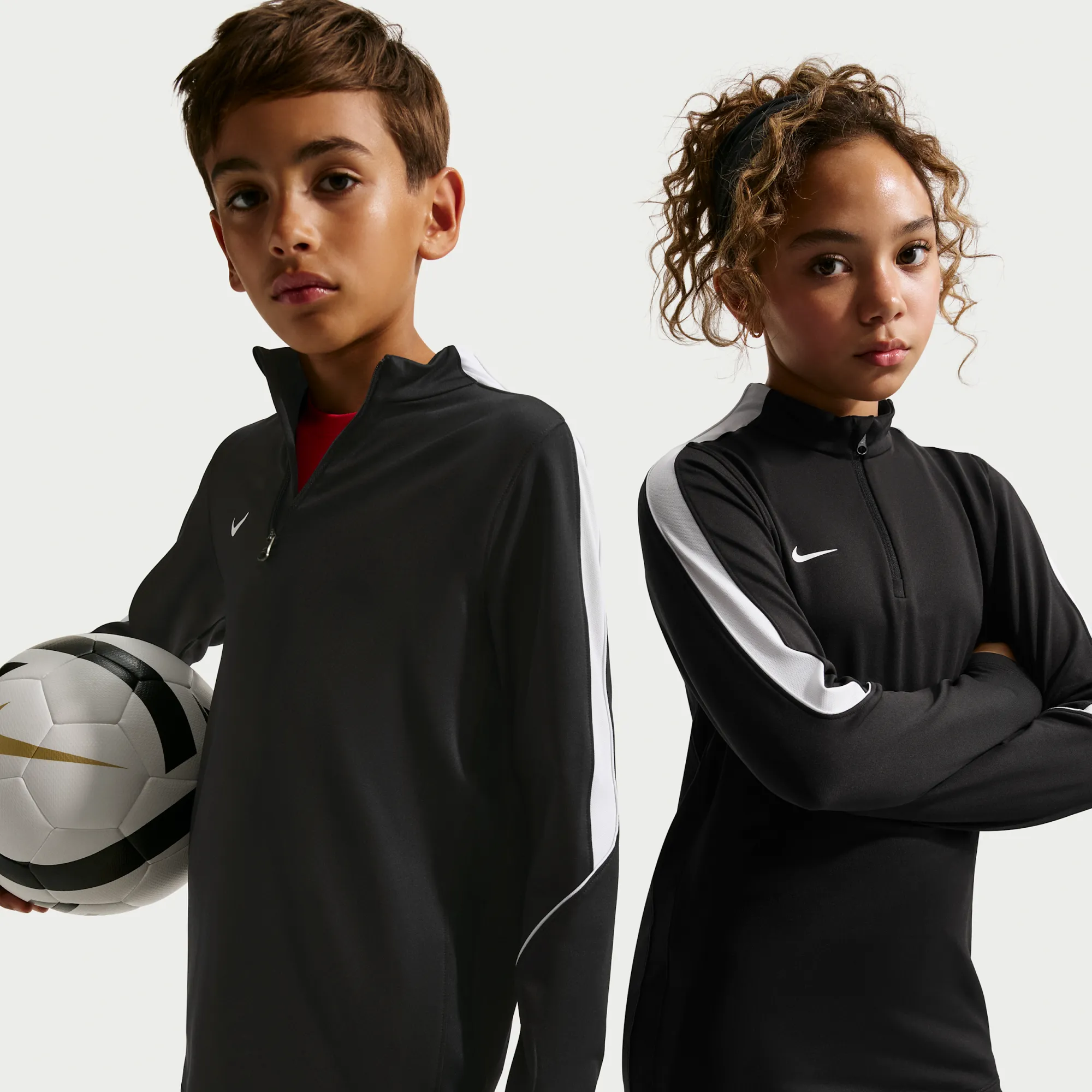 Nike Strike Older Kids' Dri-FIT Football Knit Drill Top - Black - Polyester/Elastane