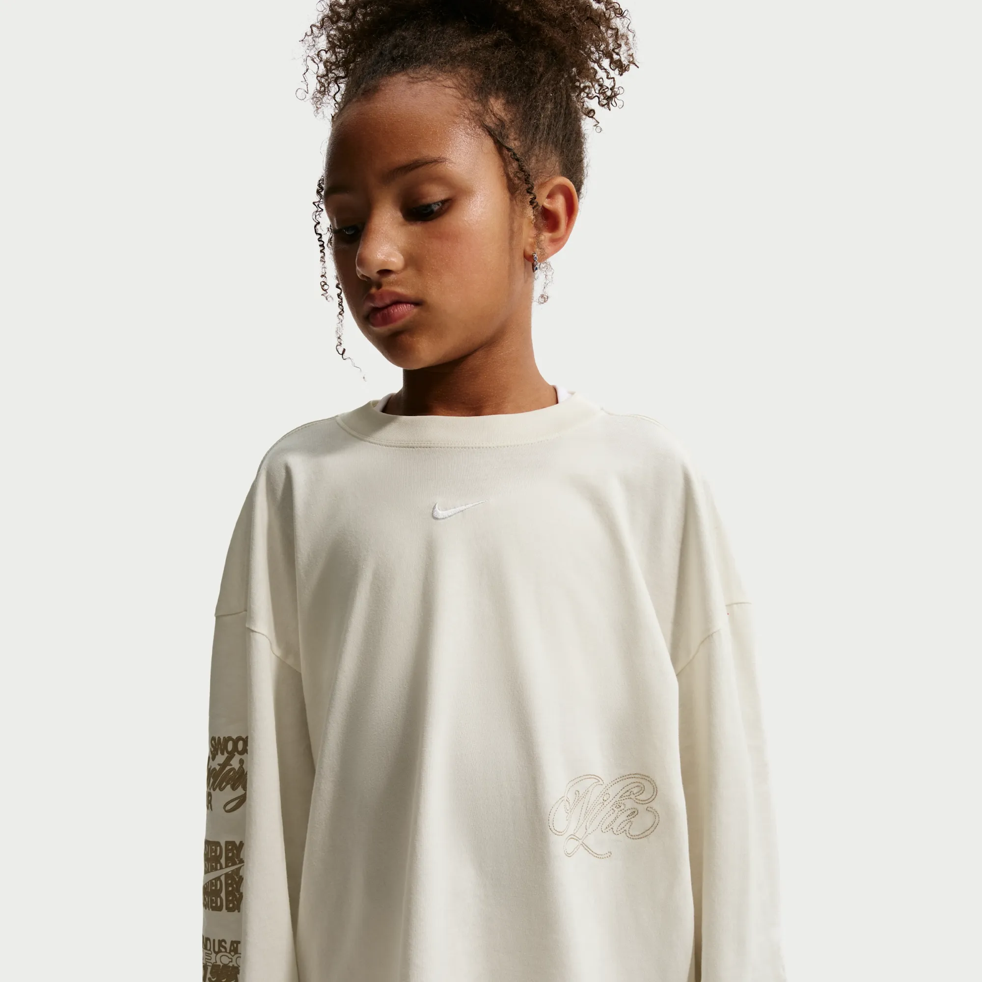 Nike Older Kids' (Girls') Oversized Long-Sleeve T-Shirt - Brown - Cotton
