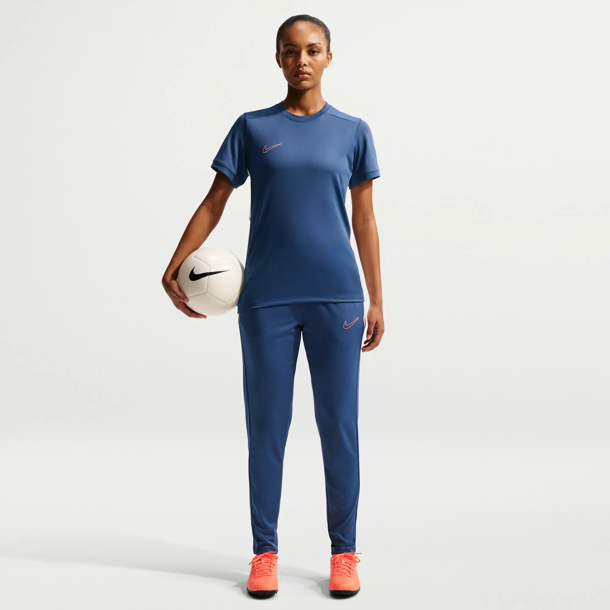 Nike Academy Women's Dri-FIT Football Pants - Blue - Polyester