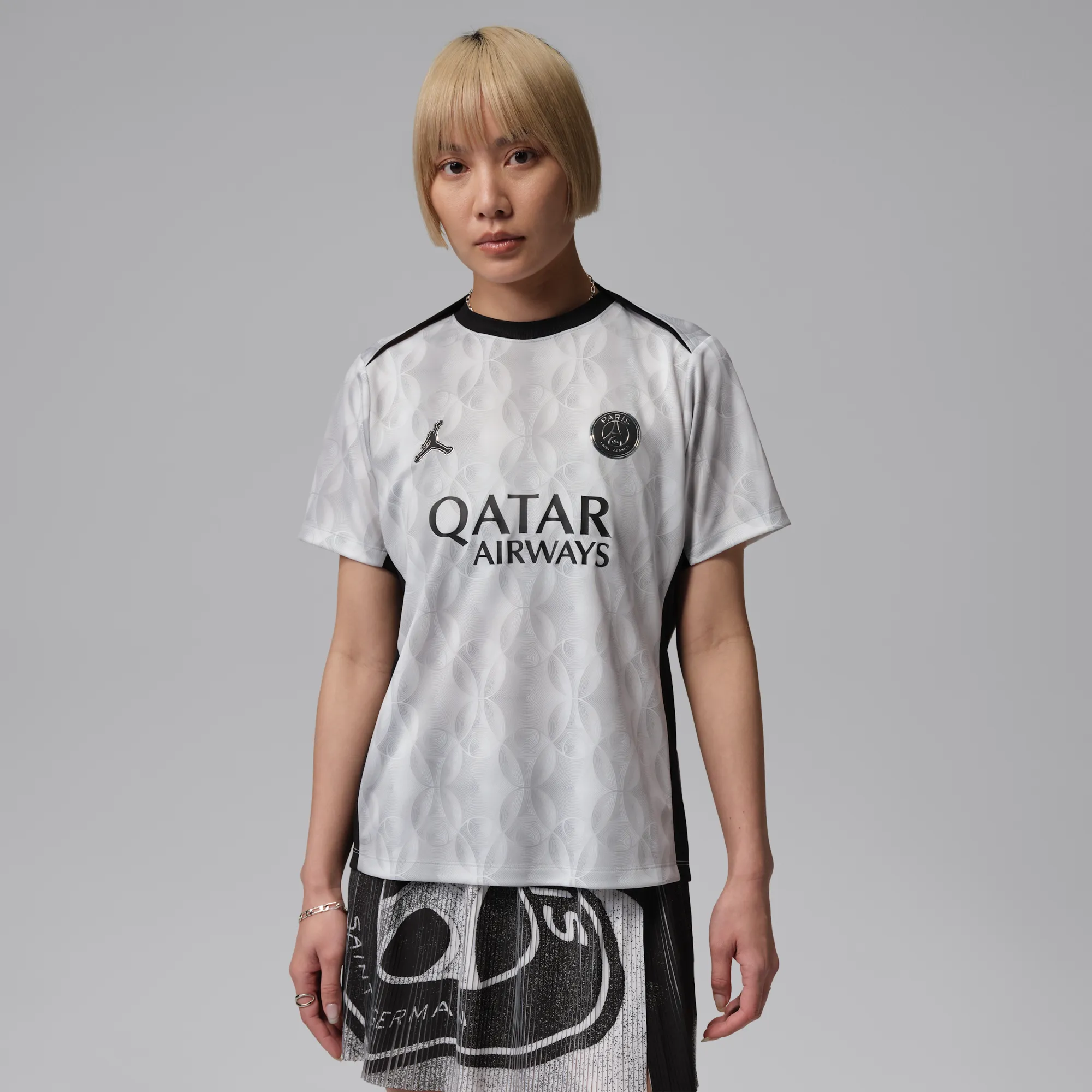 Nike Paris Saint-Germain Academy Pro Night Edition Jordan Dri-FIT Football Short-Sleeve Pre-Match Top - Grey