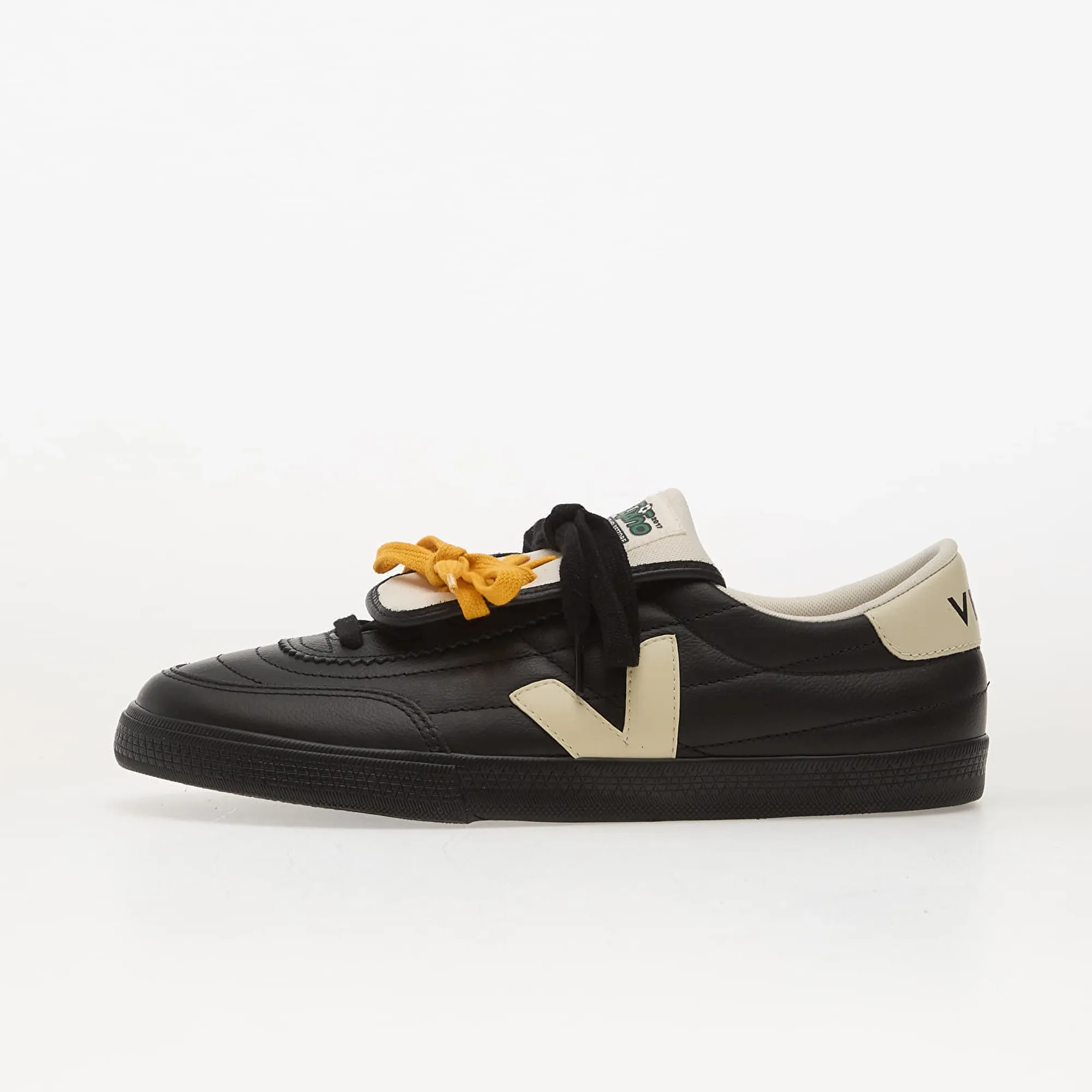 Veja X MAGLIANO LEATHER