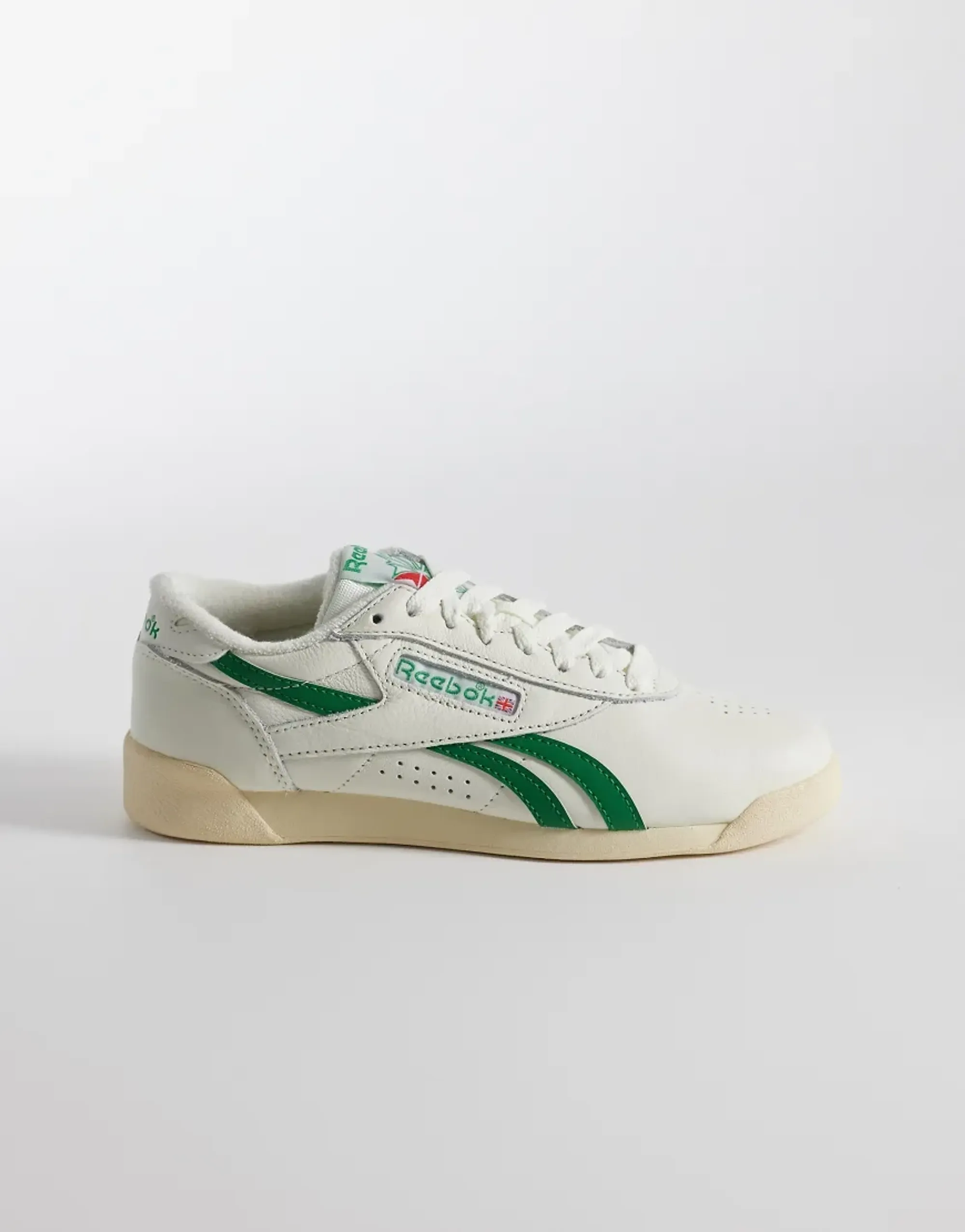 Reebok Freestyle Lo Womens Trainers In Off White