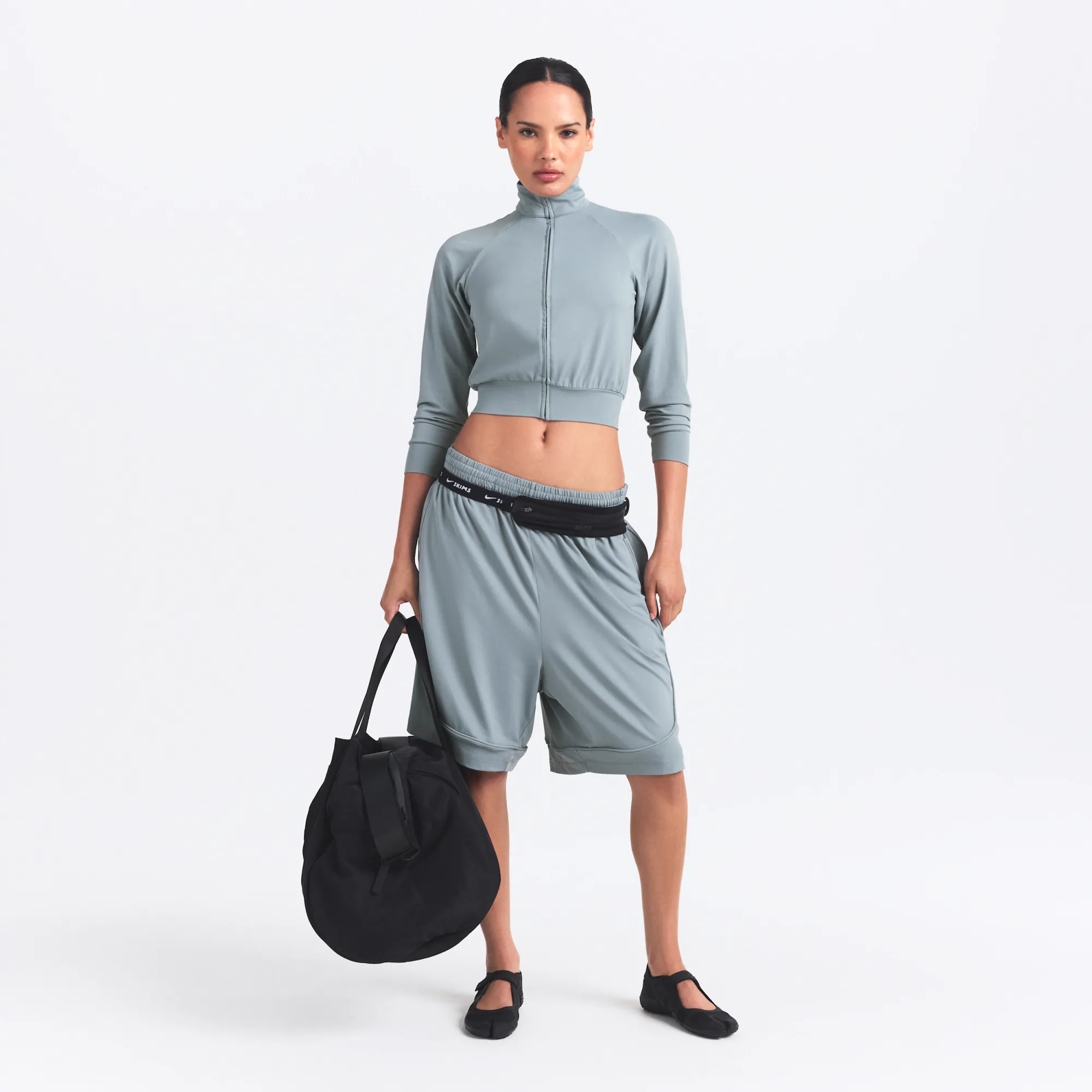 NikeSKIMS Airy Women's Relaxed Shorts - Black