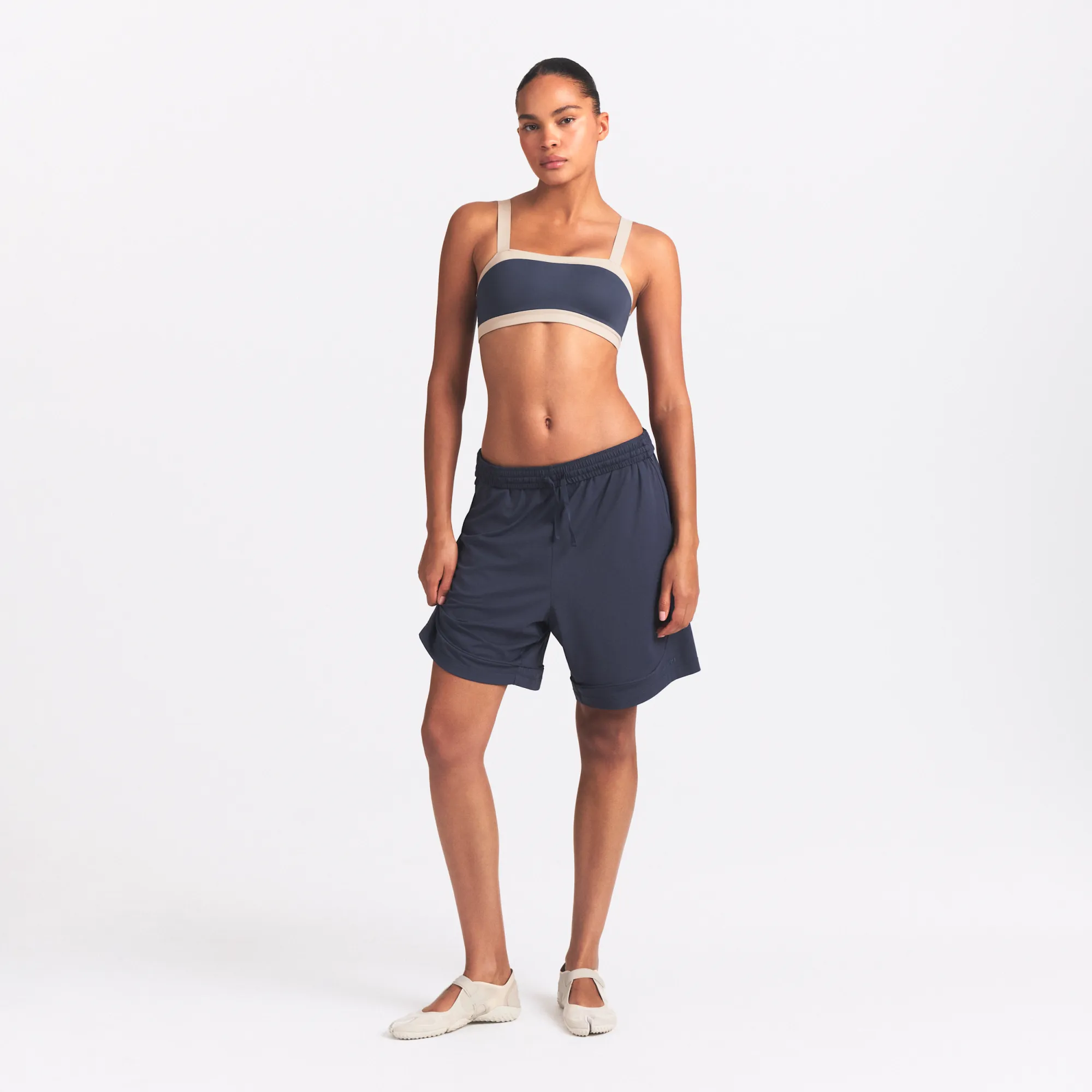 NikeSKIMS Airy Women's Relaxed Shorts - Blue