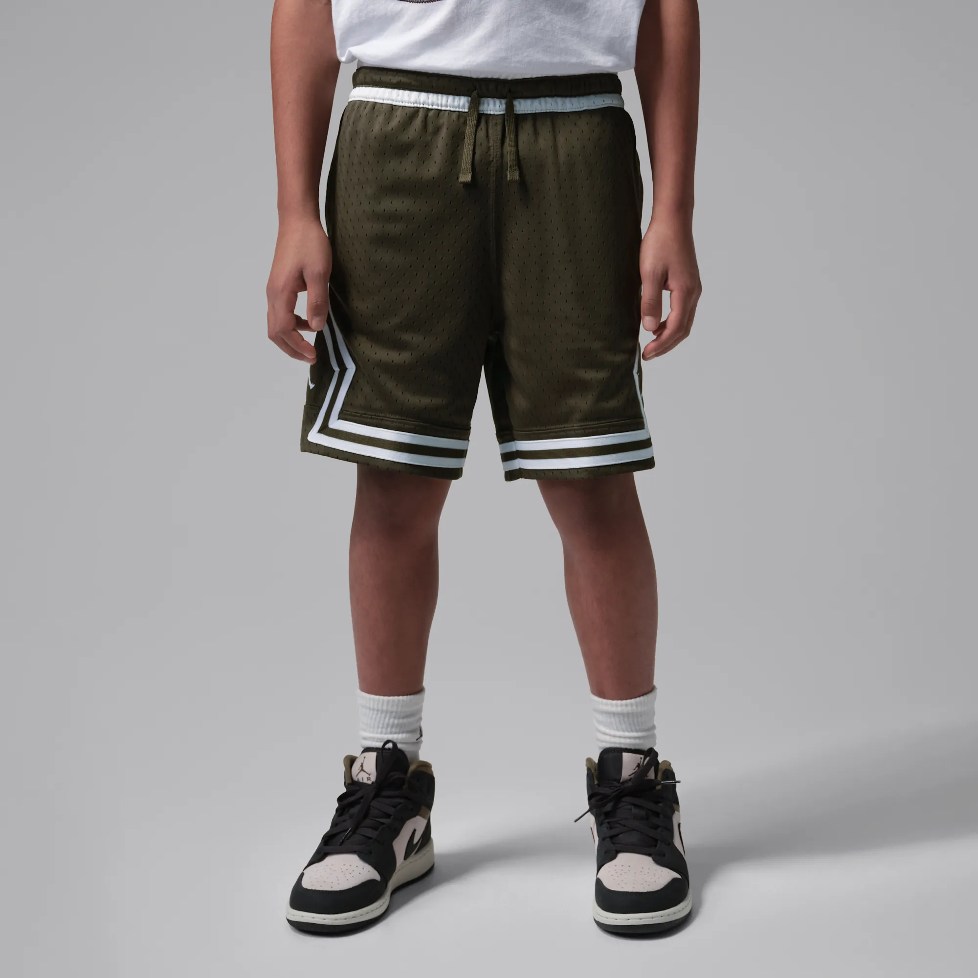 Nike Jordan Sport Older Kids' Dri-FIT Diamond Shorts - Cargo Khaki