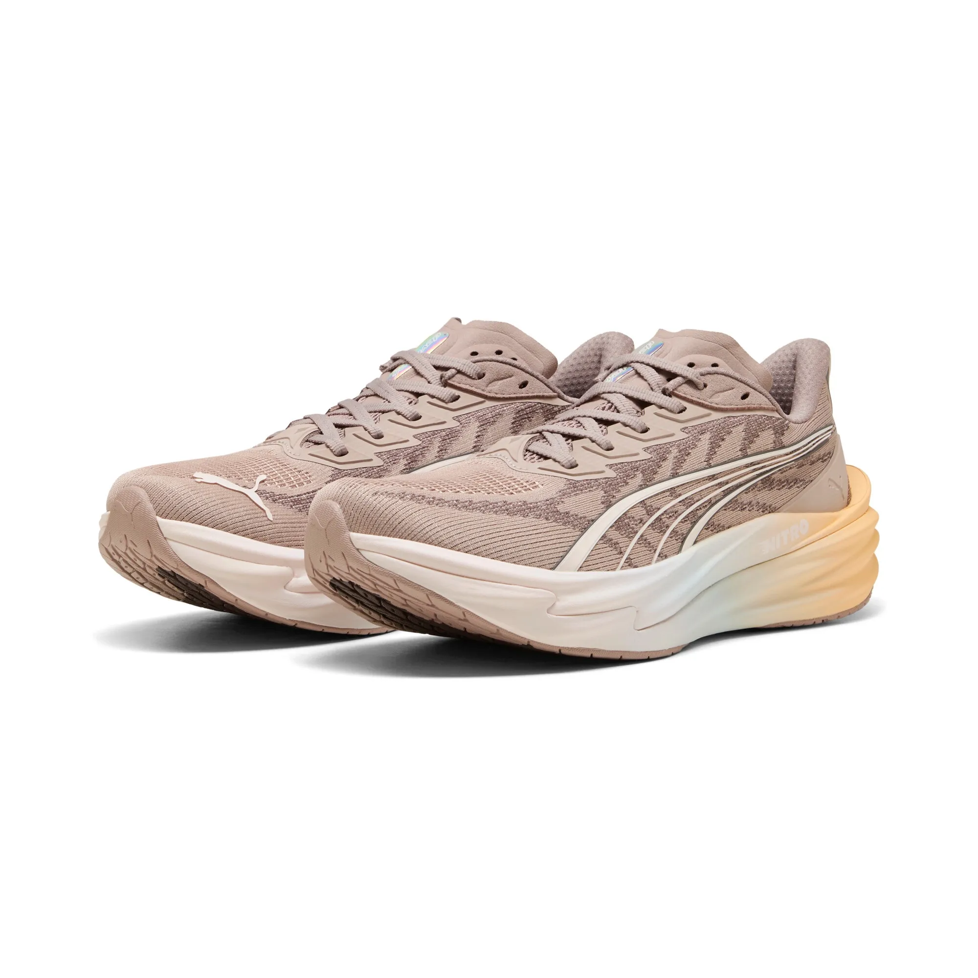 PUMA Deviate NITRO 4 Running Shoes Men in Beige | Size 10