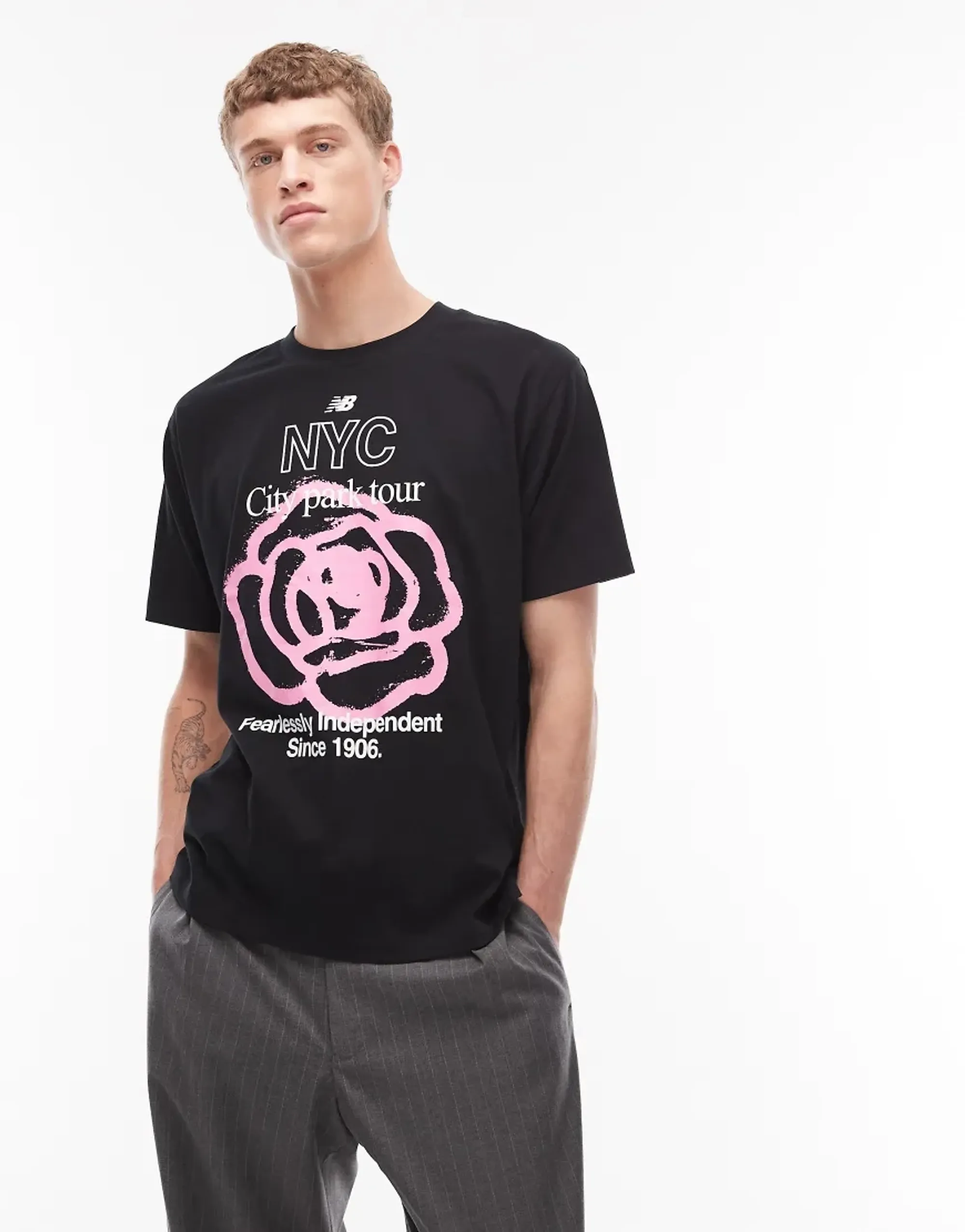 New Balance Nyc City Run T-Shirt In Black