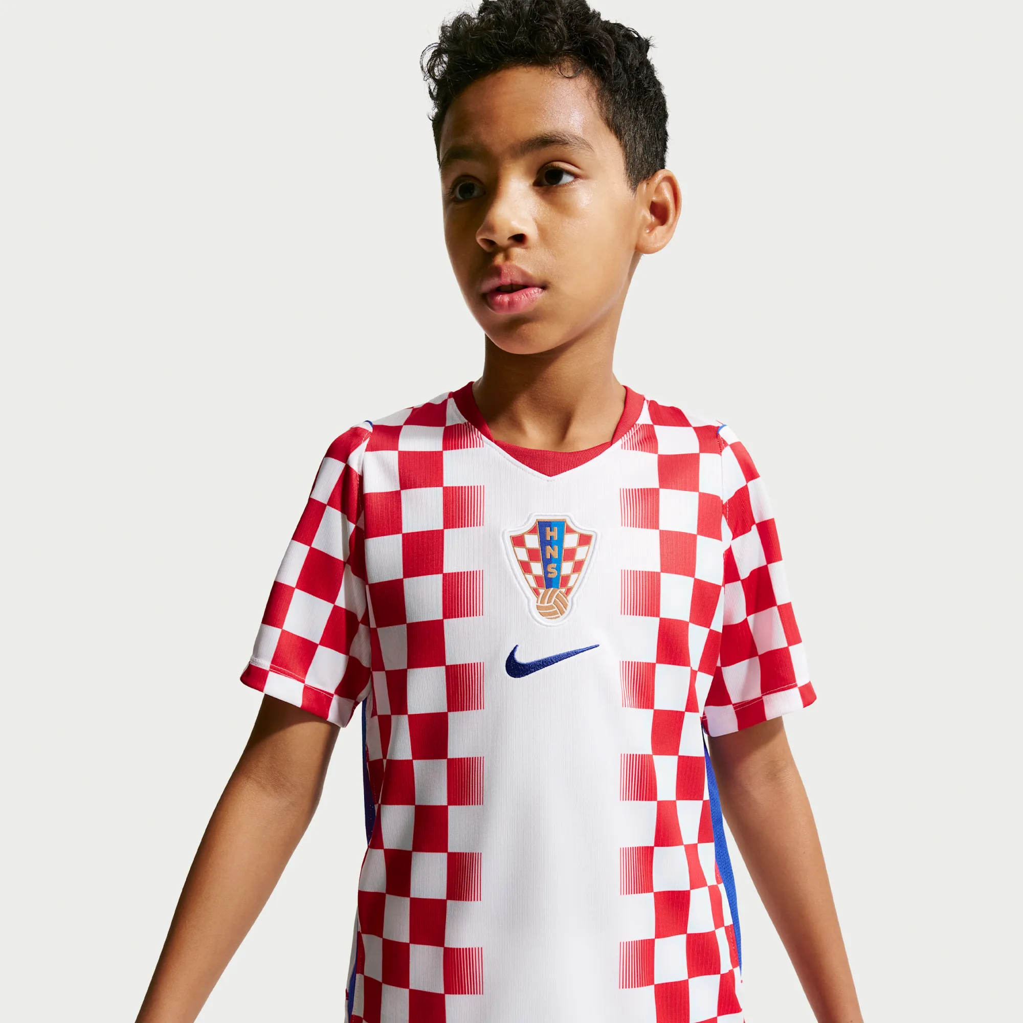 Croatia 2026 Older Kids' Nike Dri-FIT Football Replica Shirt - White