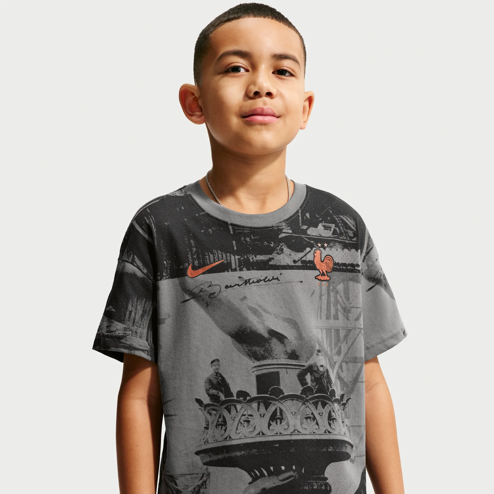 FFF Older Kids' Nike Football T-Shirt - Grey