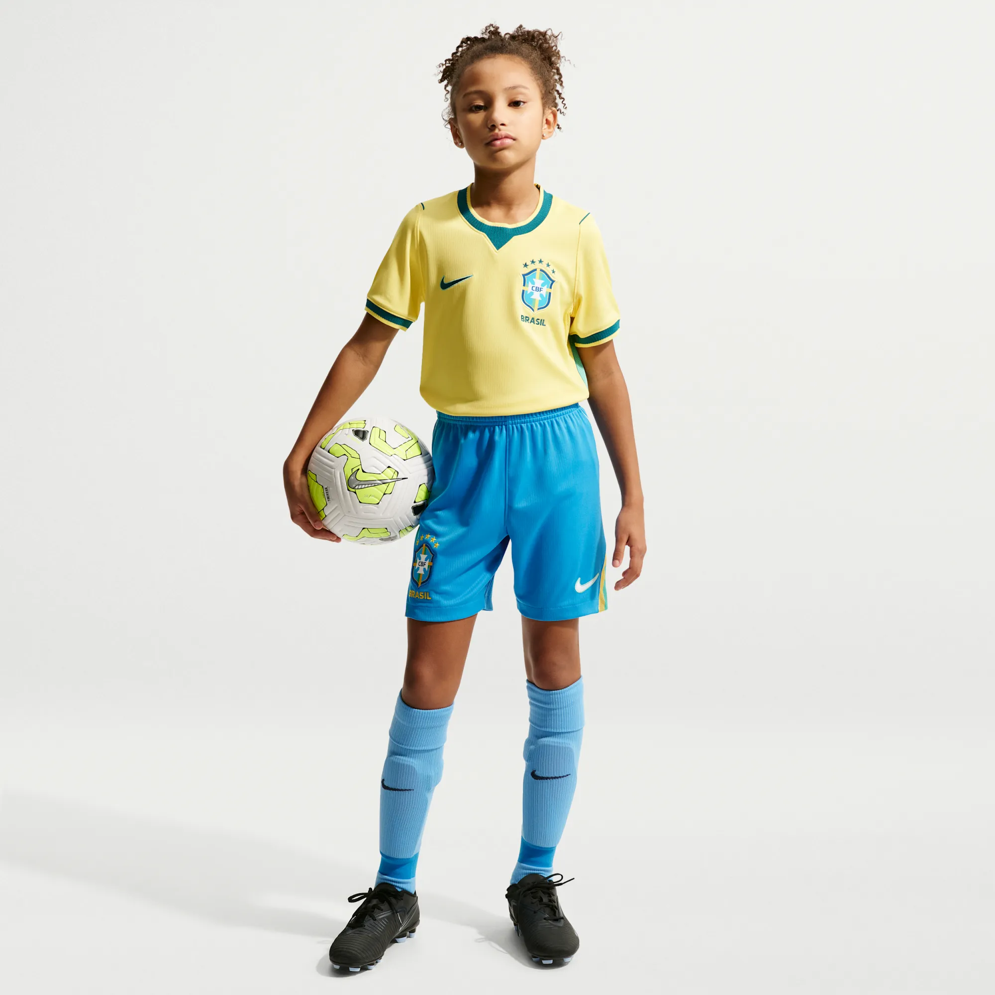 Brazil 2026 Stadium Home Older Kids' Nike Dri-FIT Soccer Replica Shorts - Blue - Polyester