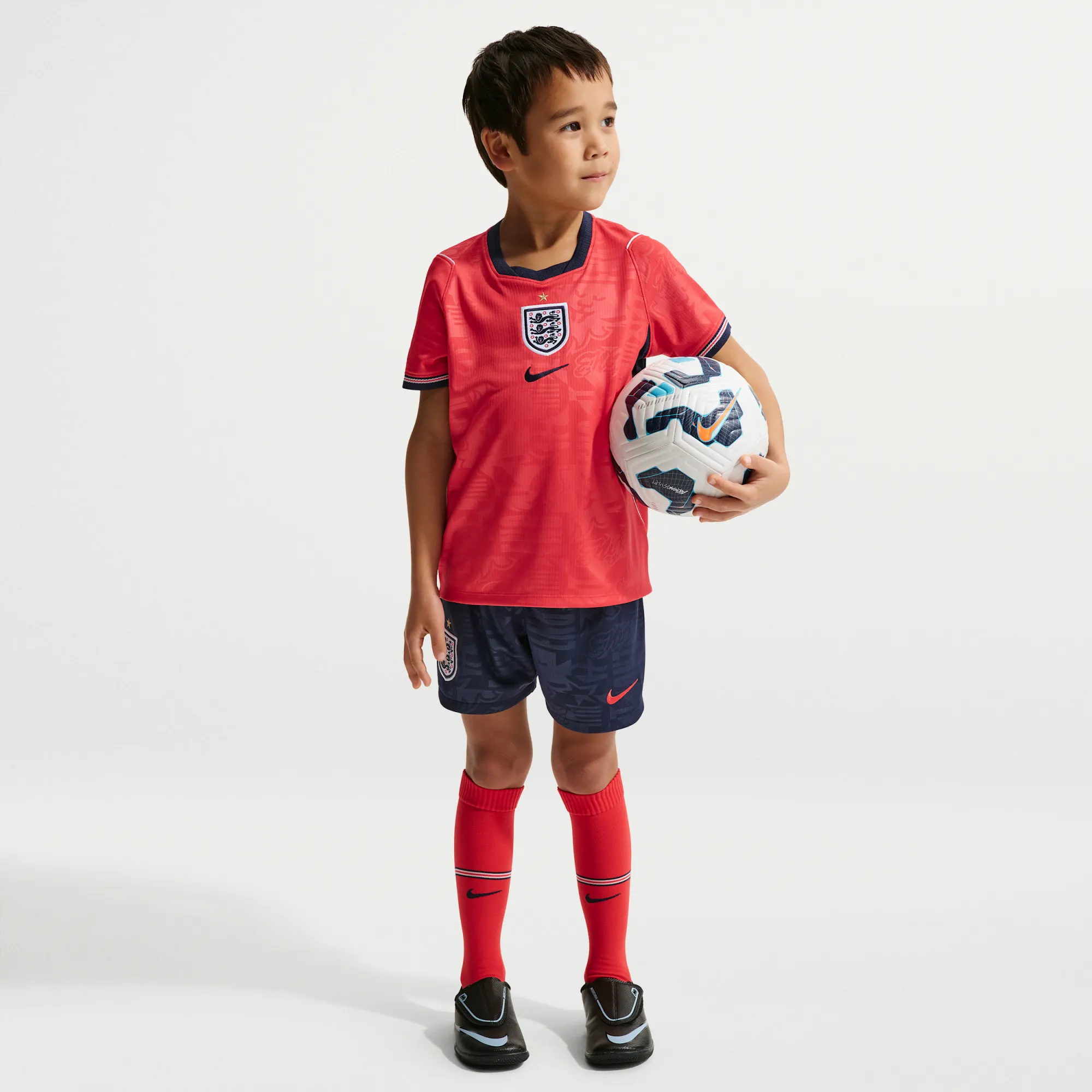 England 2026 Stadium Away Younger Kids' Nike Football Replica 3-Piece Kit - Red - Polyester