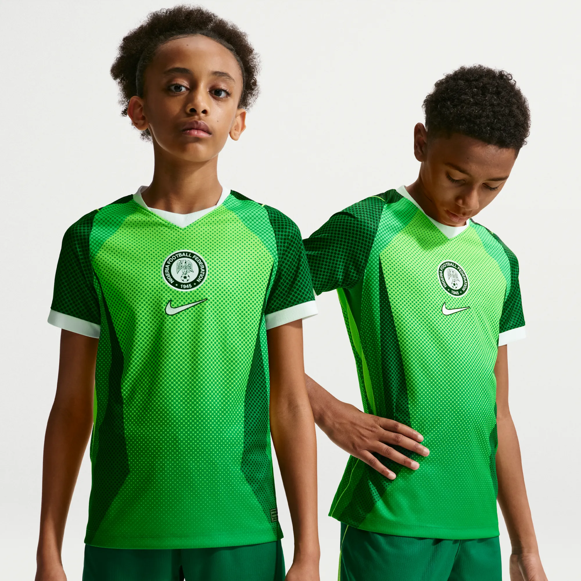Nigeria 2026 Stadium Home Older Kids' Nike Dri-FIT Football Short-Sleeve Shirt - Green - Polyester