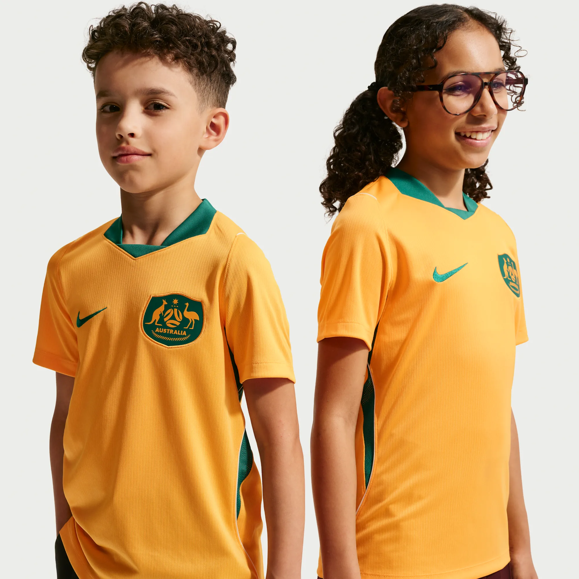 Australia 2026 Stadium Home Older Kids' Nike Dri-FIT Football Jersey - Brown - Polyester