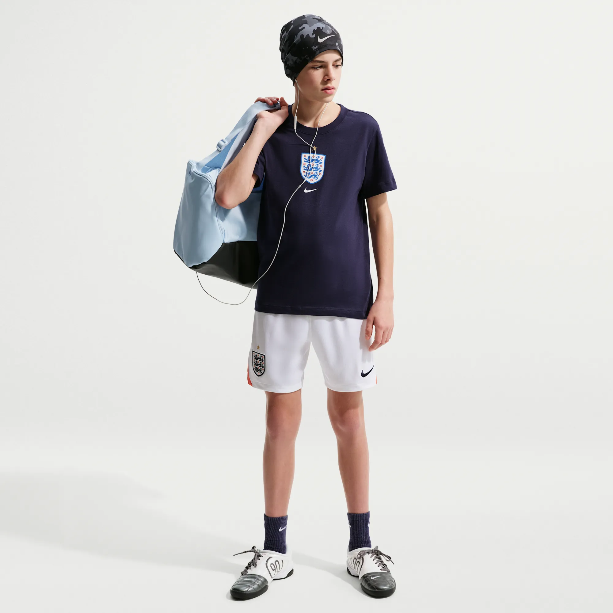 England 2026 Stadium Home Older Kids' Nike Dri-FIT Football Replica Shorts - White - Polyester