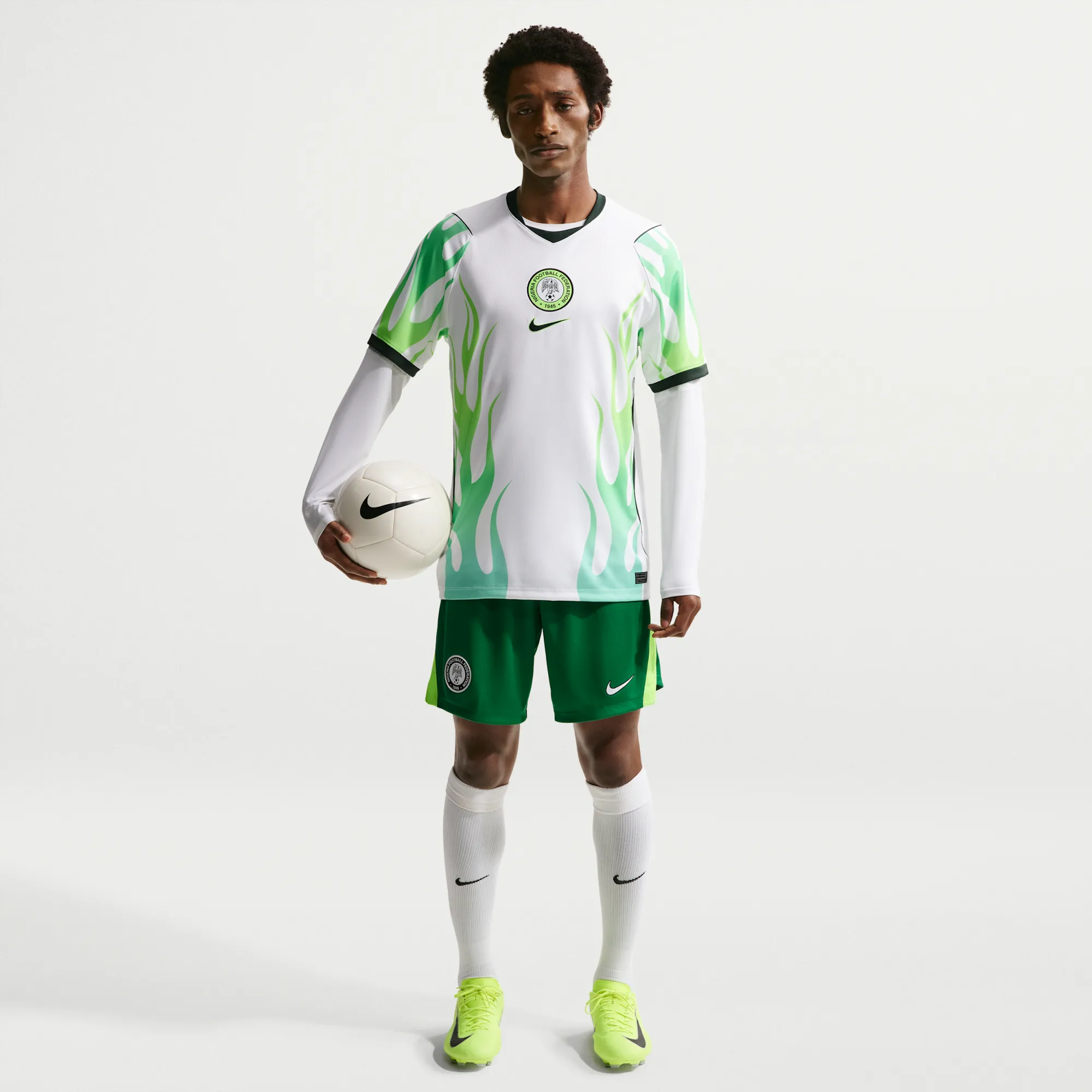 Nigeria 2026 Stadium Home Men's Nike Dri-FIT Football Replica Shorts - Green - Polyester