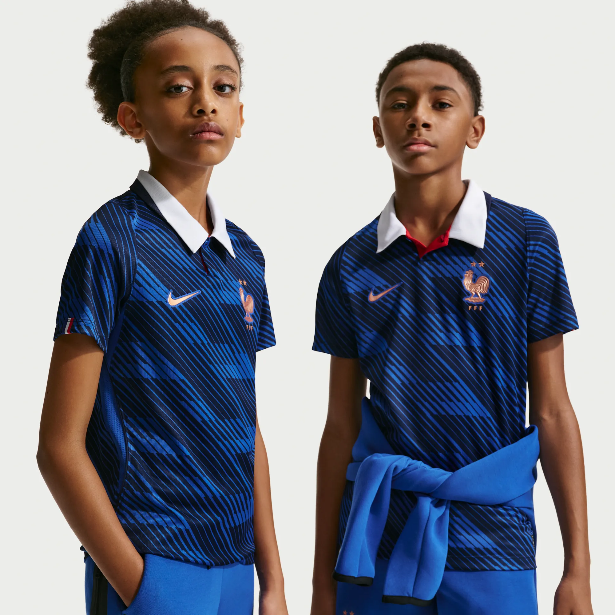 FFF 2026 Stadium Home Older Kids' Nike Dri-FIT Football Replica Shirt - Blue - Polyester