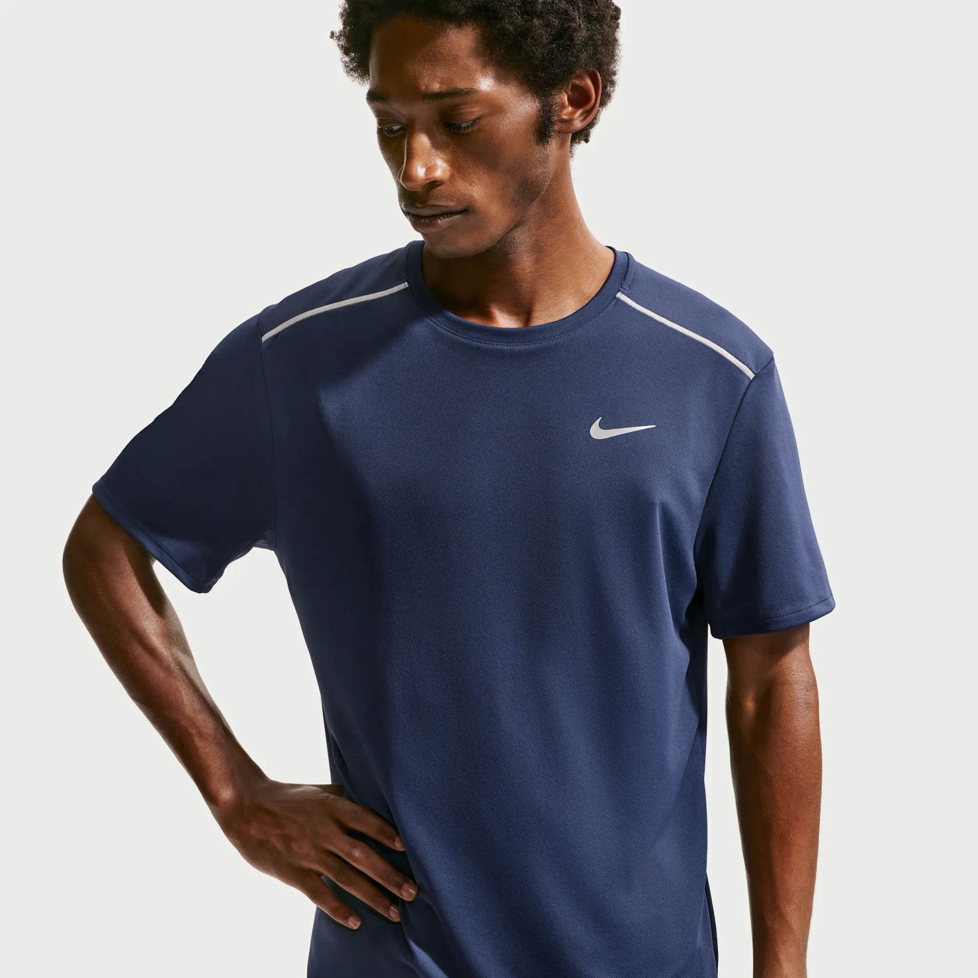 Nike Miler Men's Dri-FIT UV-Protection Short-Sleeve Running Top - Blue - Polyester