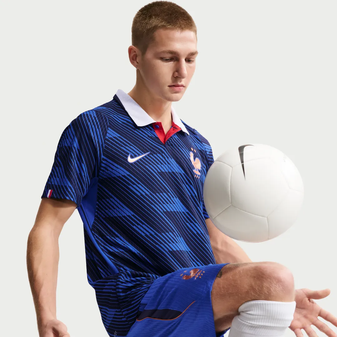 Nike France Mens SS Player Issue Home Shirt 2026 | IB5158-480