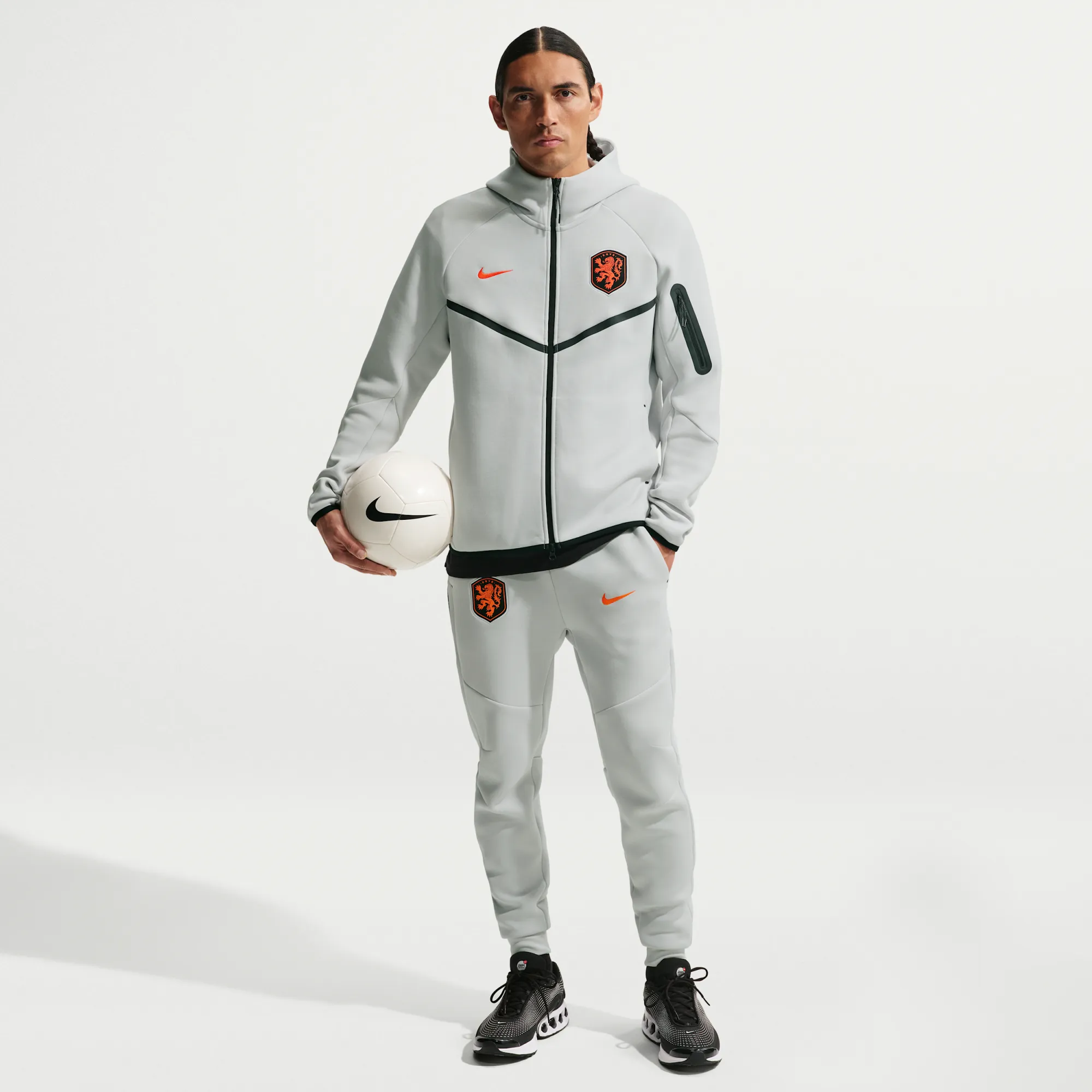 Netherlands Tech Fleece Men's Nike Football Joggers - Grey - Cotton/Polyester