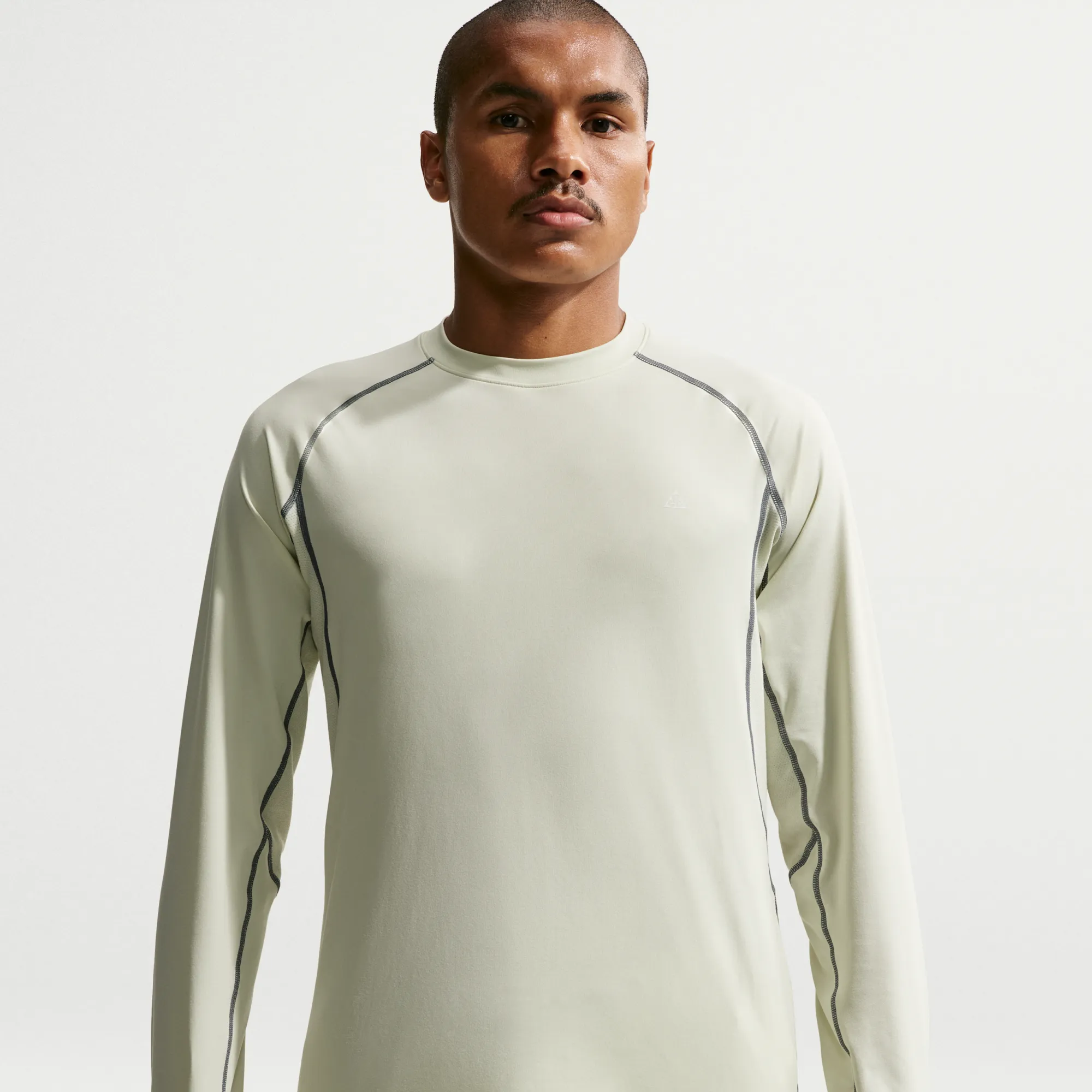 Nike ACG 'Wildsee' Men's Dri-FIT Long-Sleeve Base Layer - Green - Polyester/Elastane
