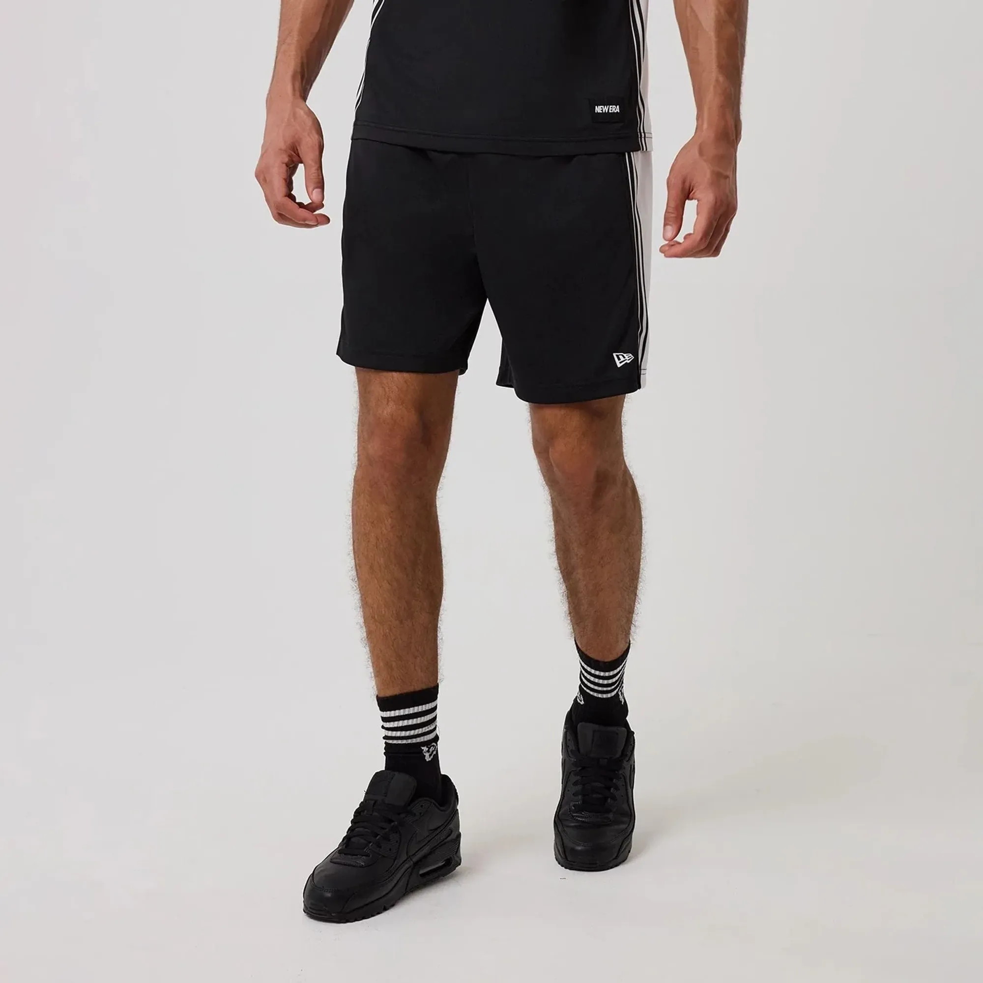 New Era Mesh Black Oversized Shorts adult unisex