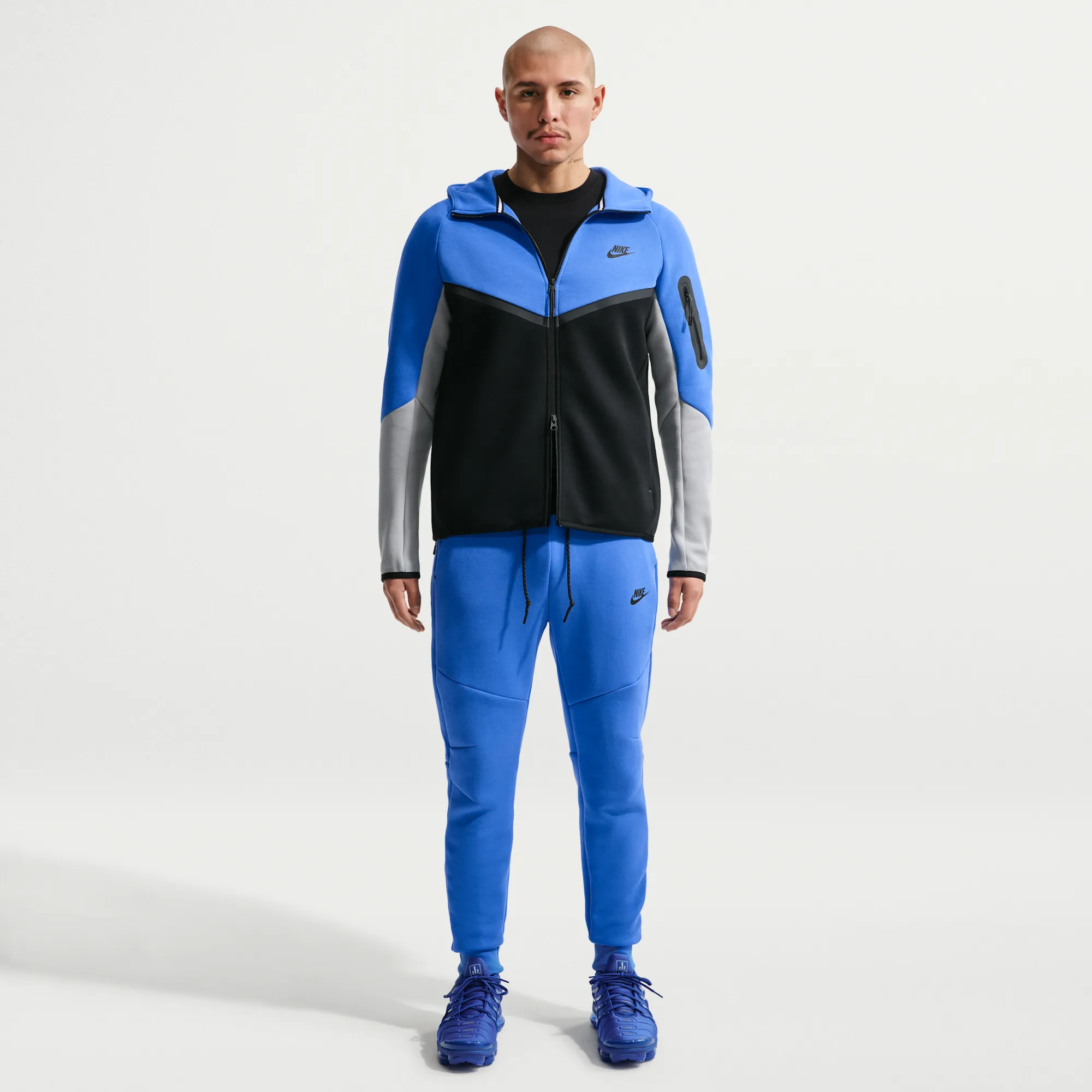 Nike Tech Men's Fleece Joggers - Blue - Cotton/Polyester