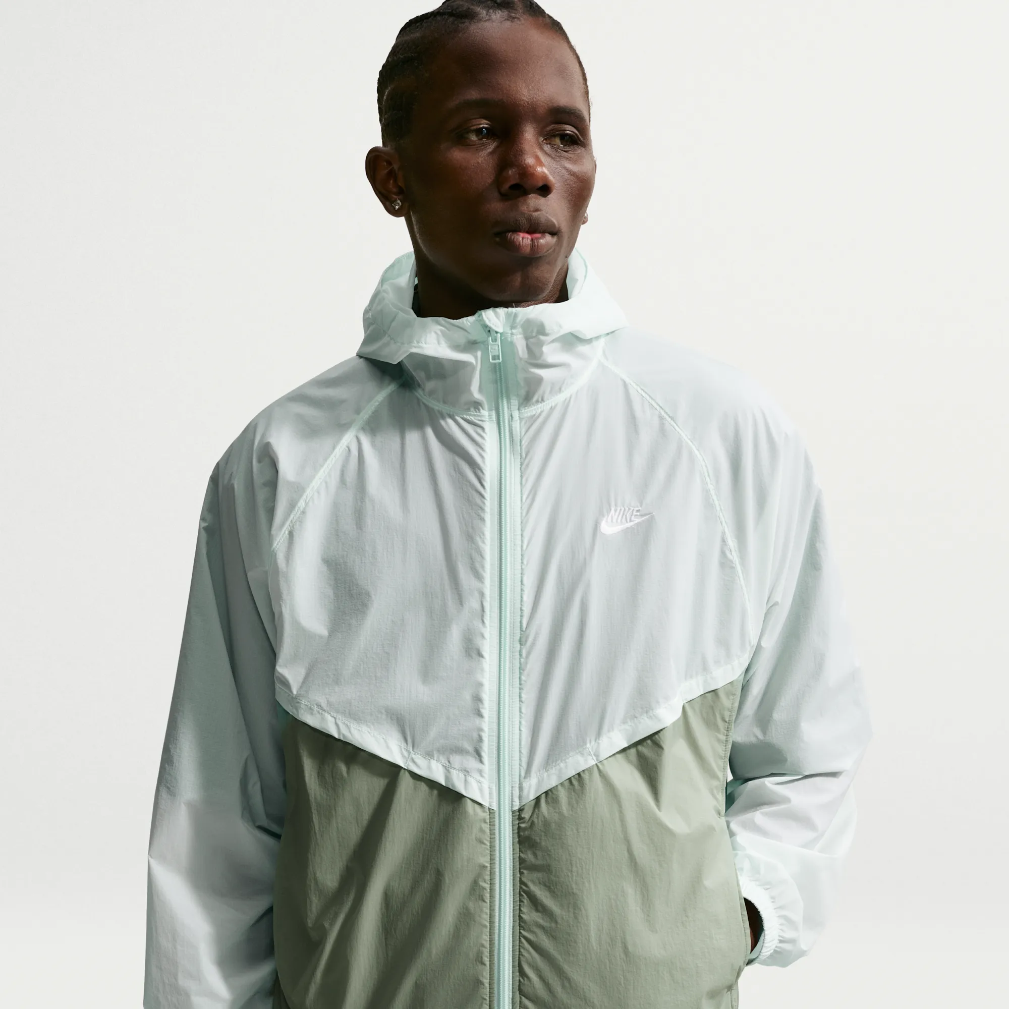 Nike Windrunner Men's Unlined Full-Zip UV Jacket - Green - Nylon