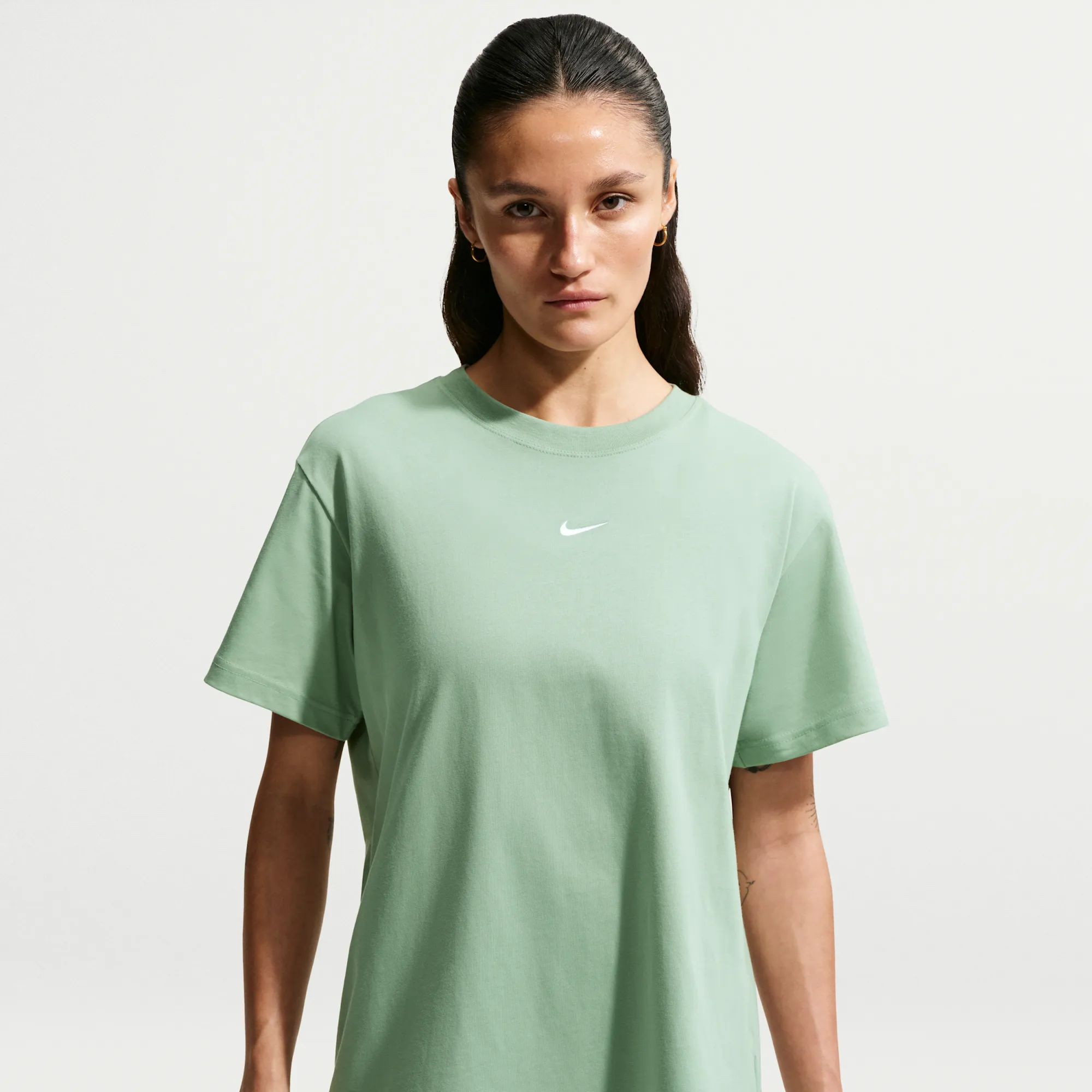 Nike Classic Women's Oversized T-Shirt - Green - Cotton