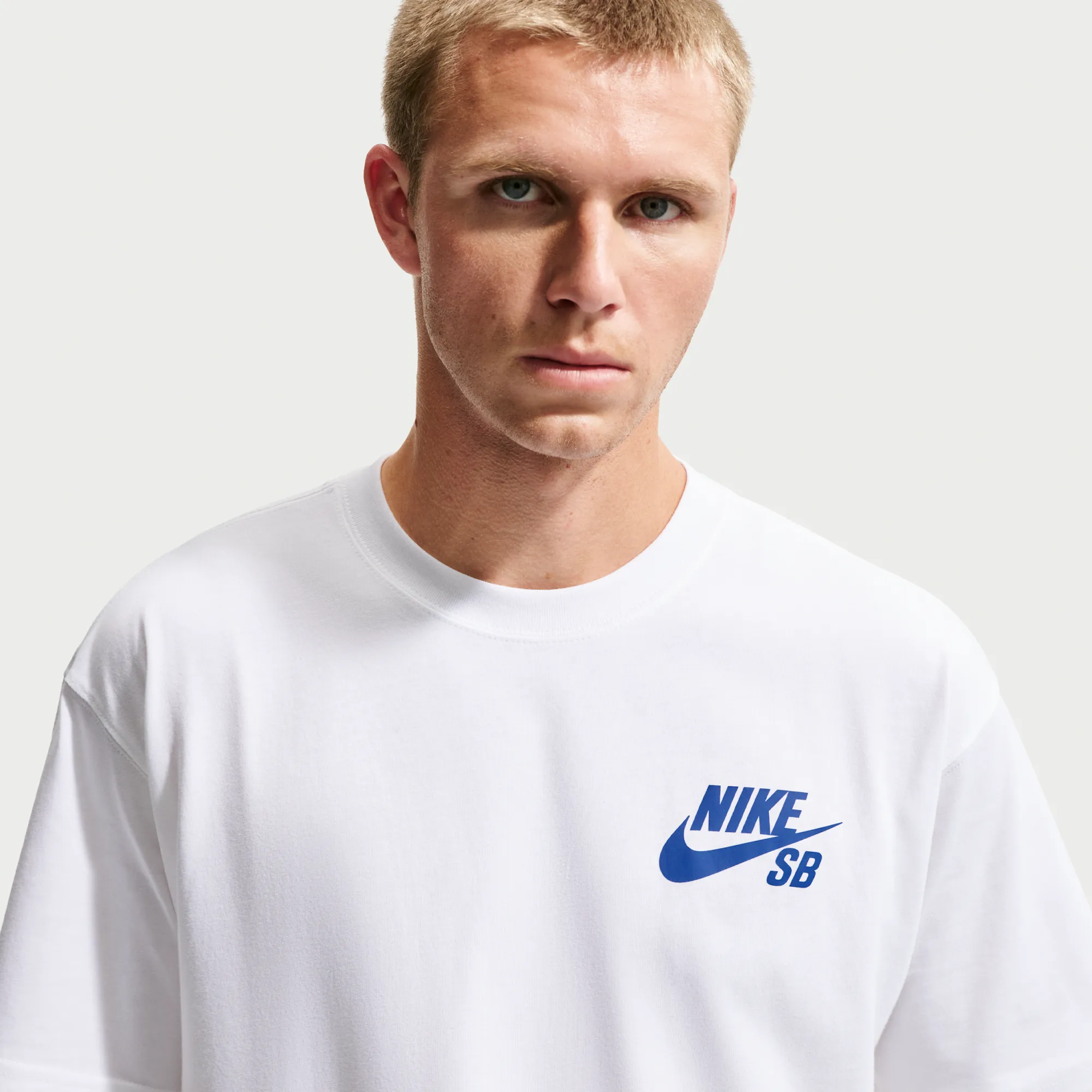 Nike SB Logo Skate T-Shirt - White