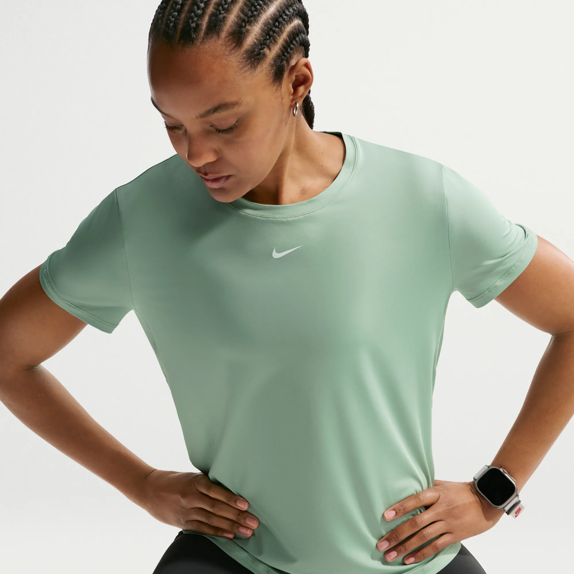 Nike One Classic Women's Dri-FIT Short-Sleeve Top - Green