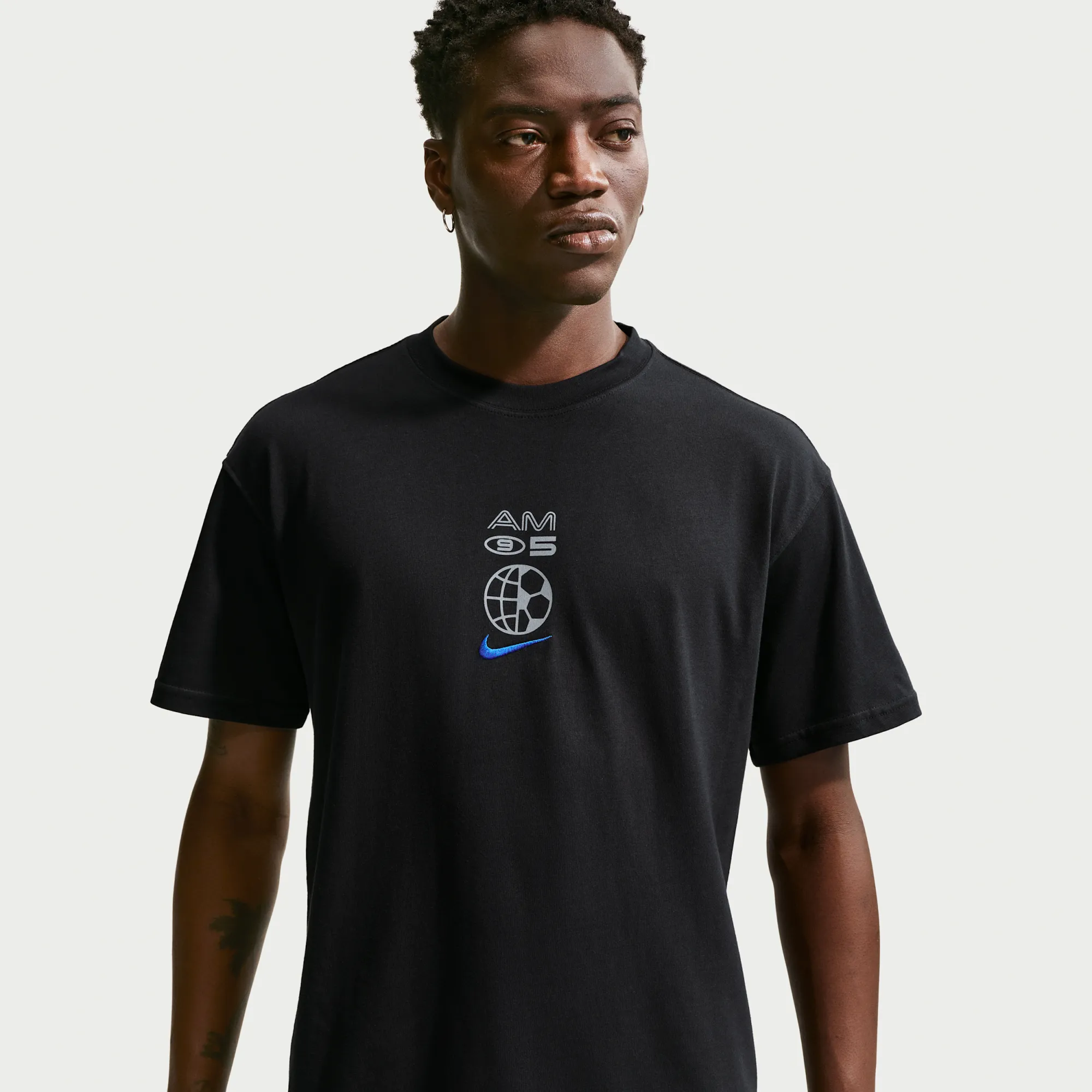 Nike T-Shirt - Black - Cotton