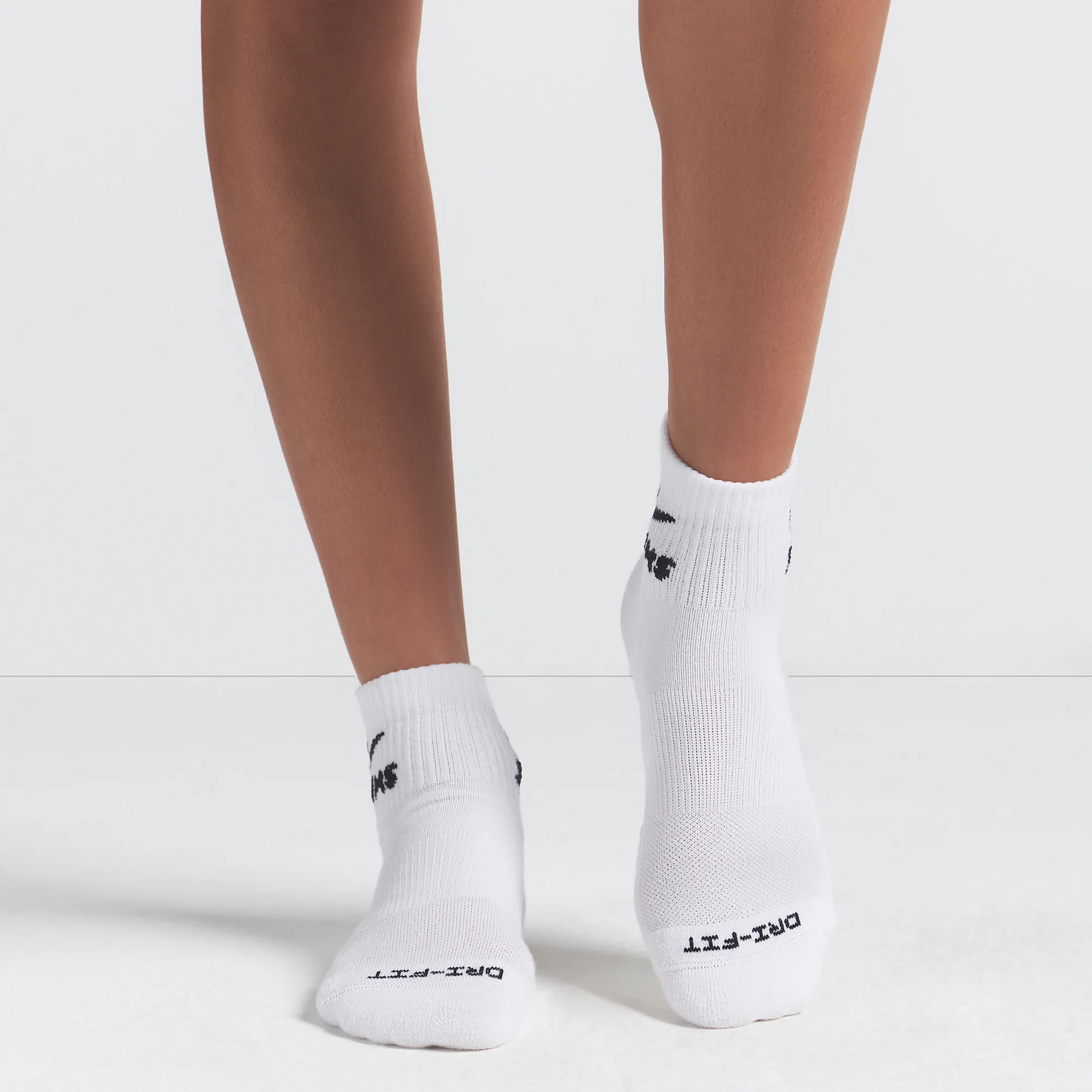 NikeSKIMS Women's Dri-FIT Quarter Socks - White