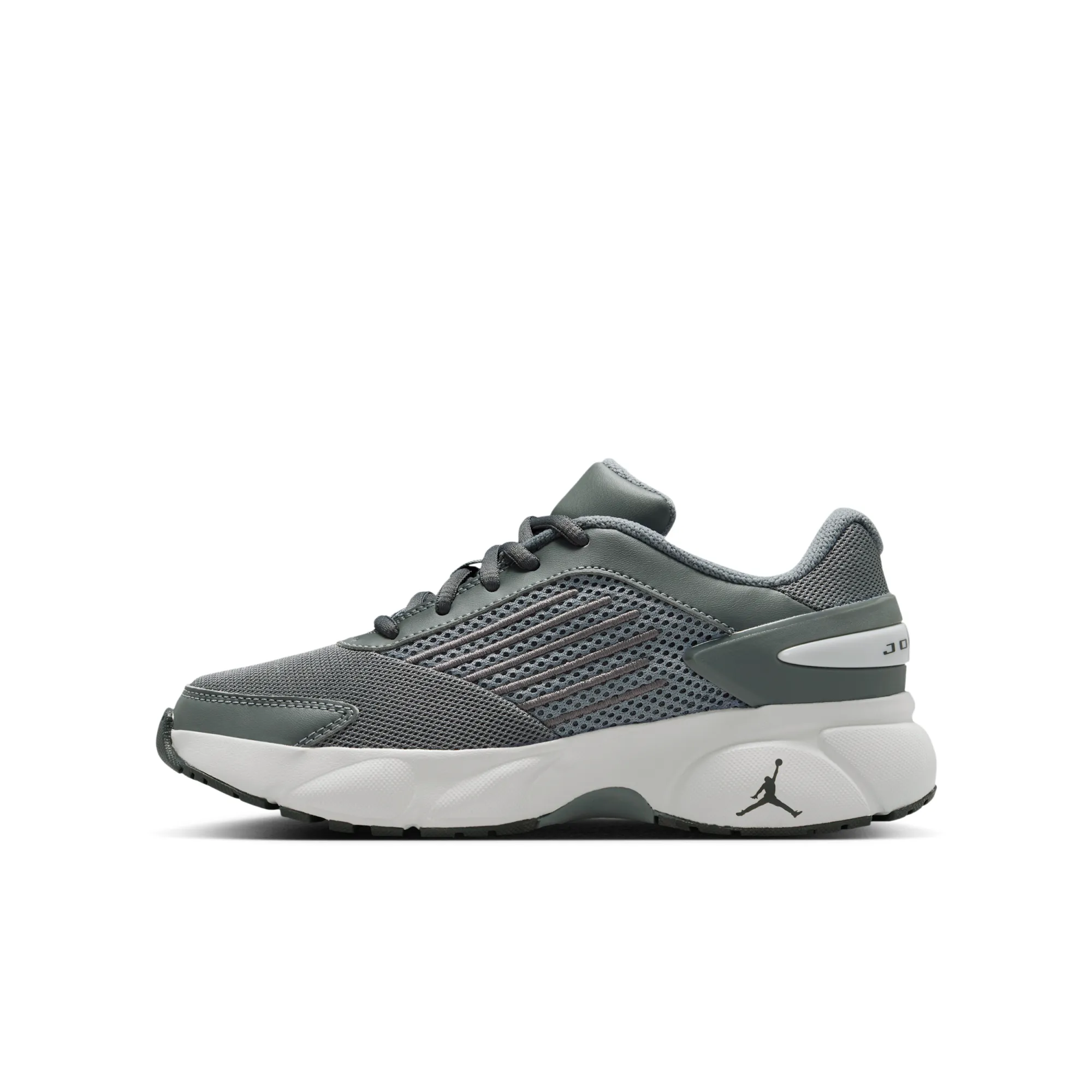 Nike Jordan Trunner Flow Older Kids' Shoes - Grey
