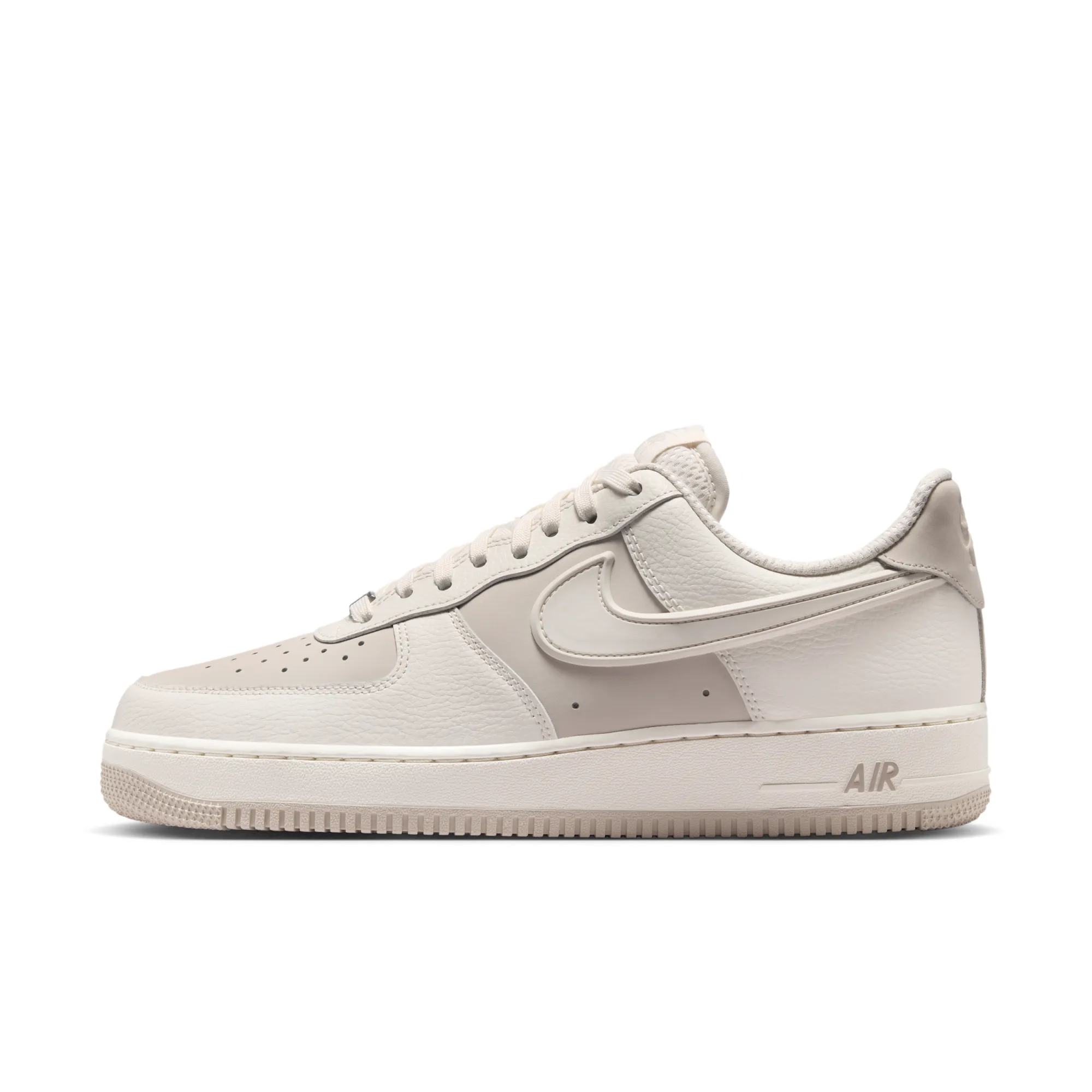Nike Air Force 1 '07 LV8 Men's Shoes - White