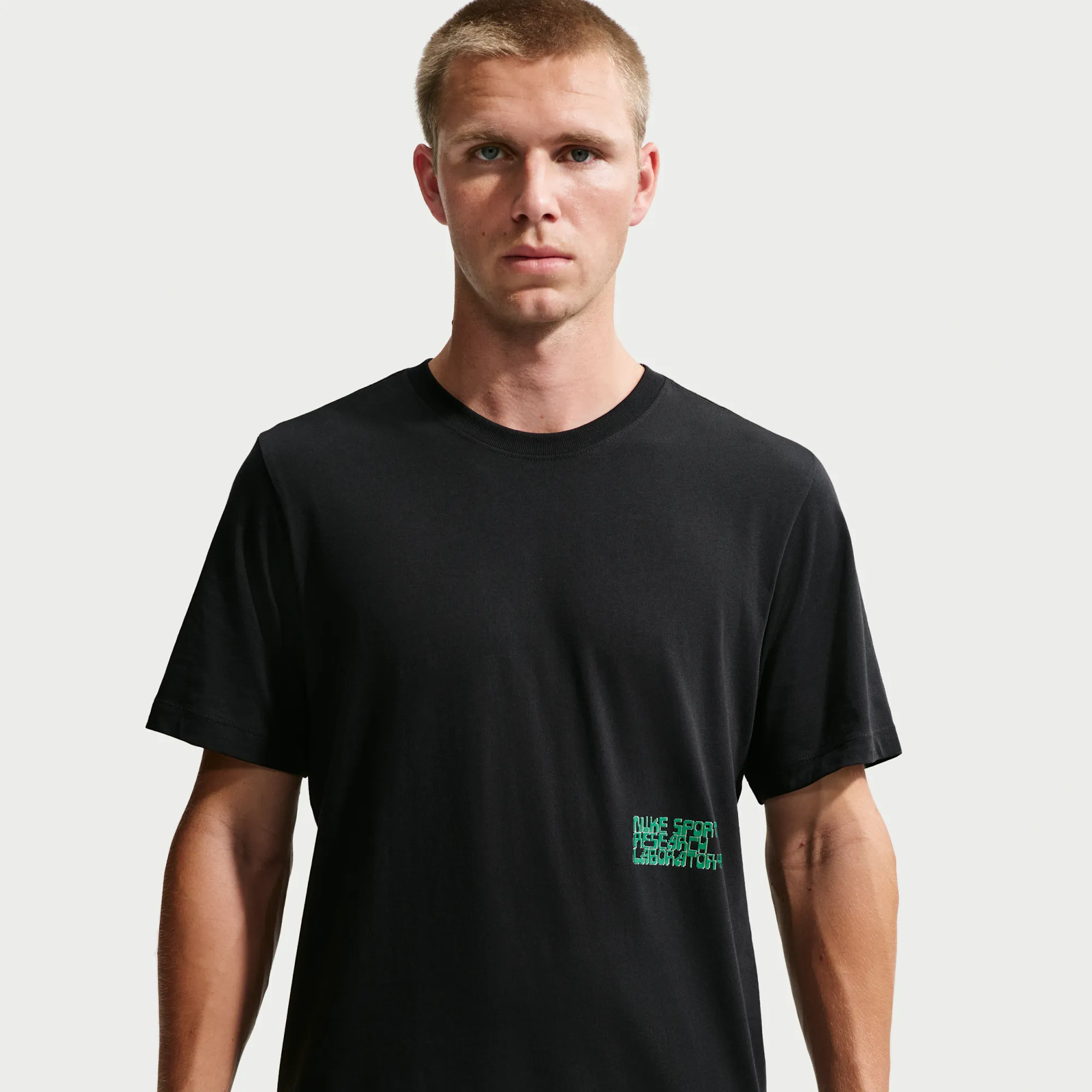 Nike T-Shirt - Black - Cotton