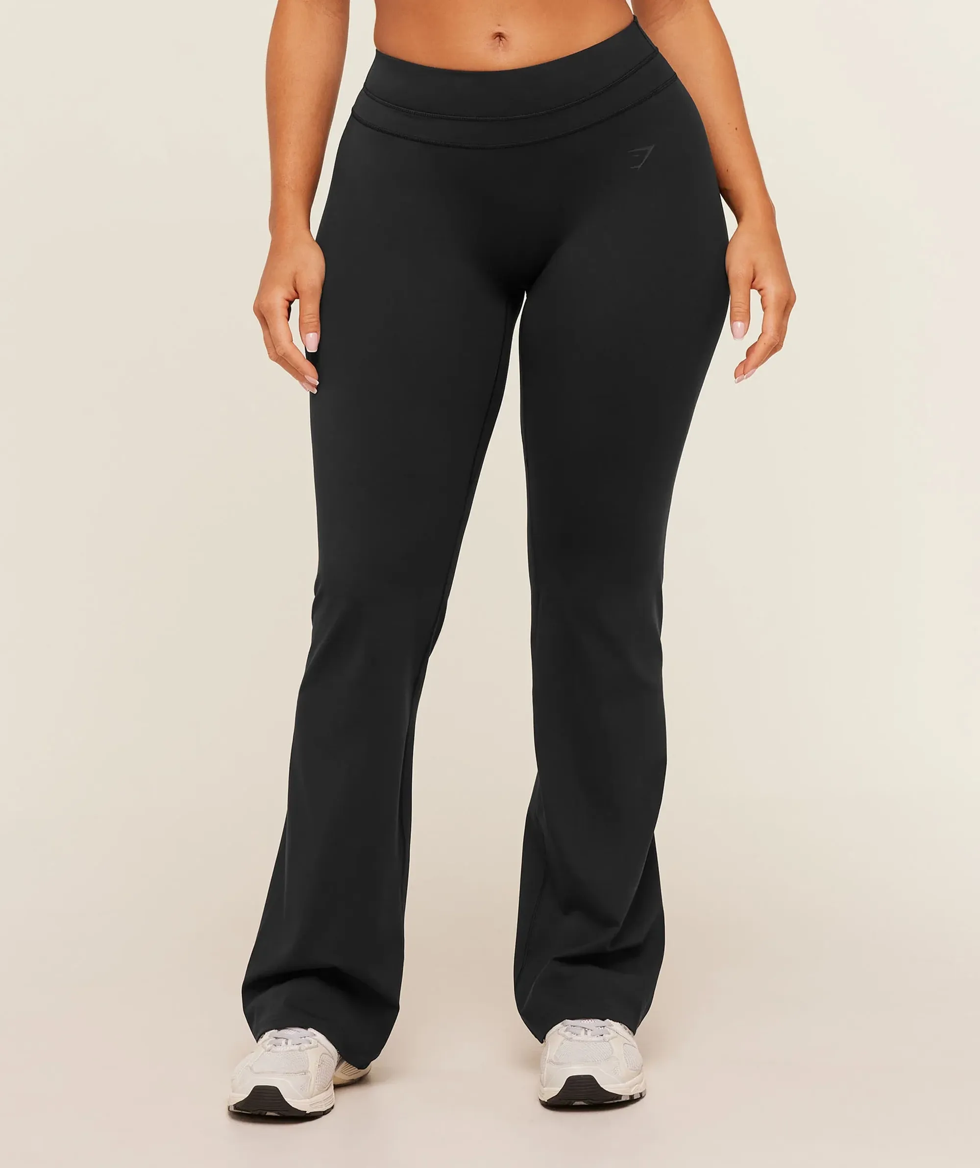 Gymshark Whitney Mid-High Rise Flared Leggings - Black