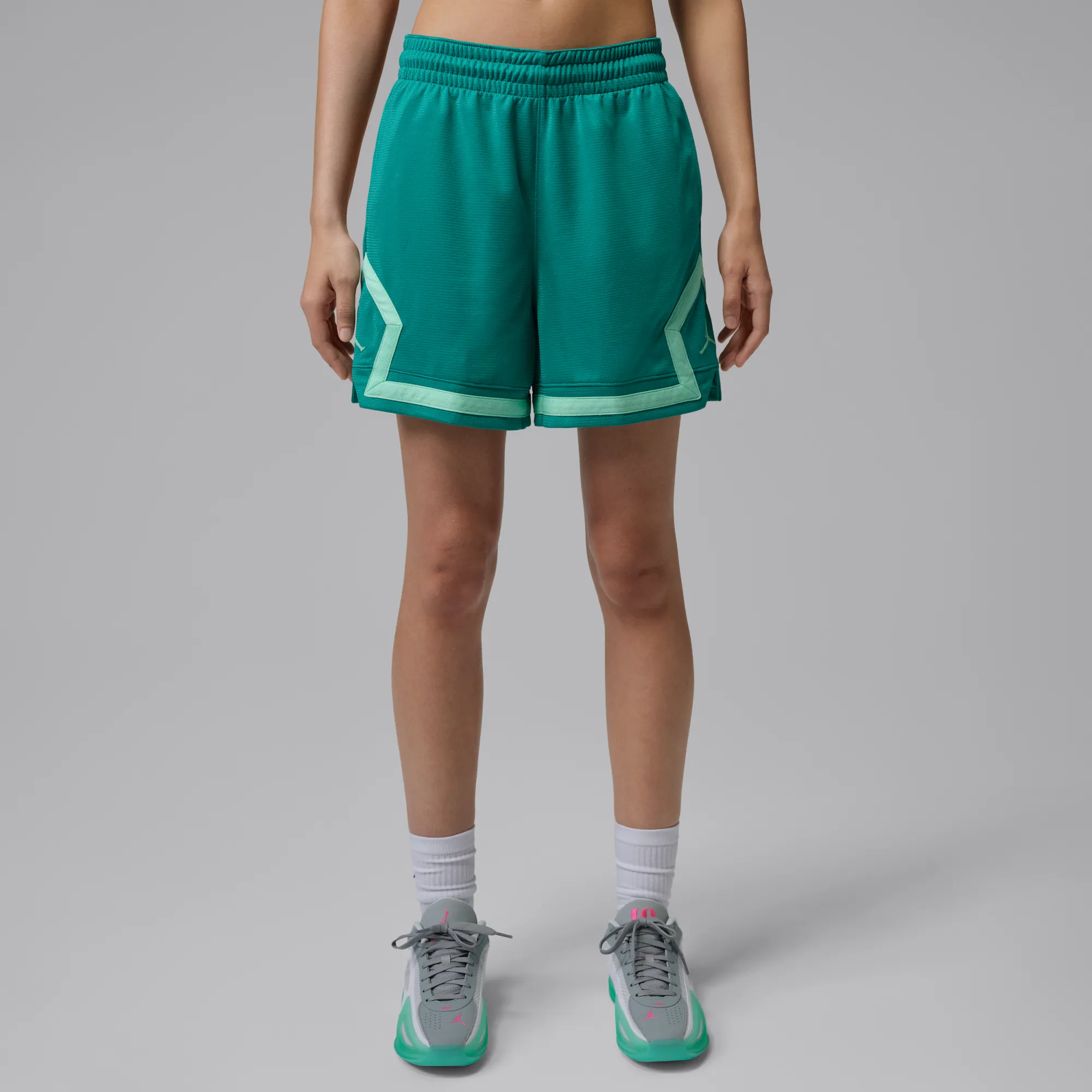 Nike Jordan Sport Women's 10cm (approx.) Diamond Shorts - Green - Polyester