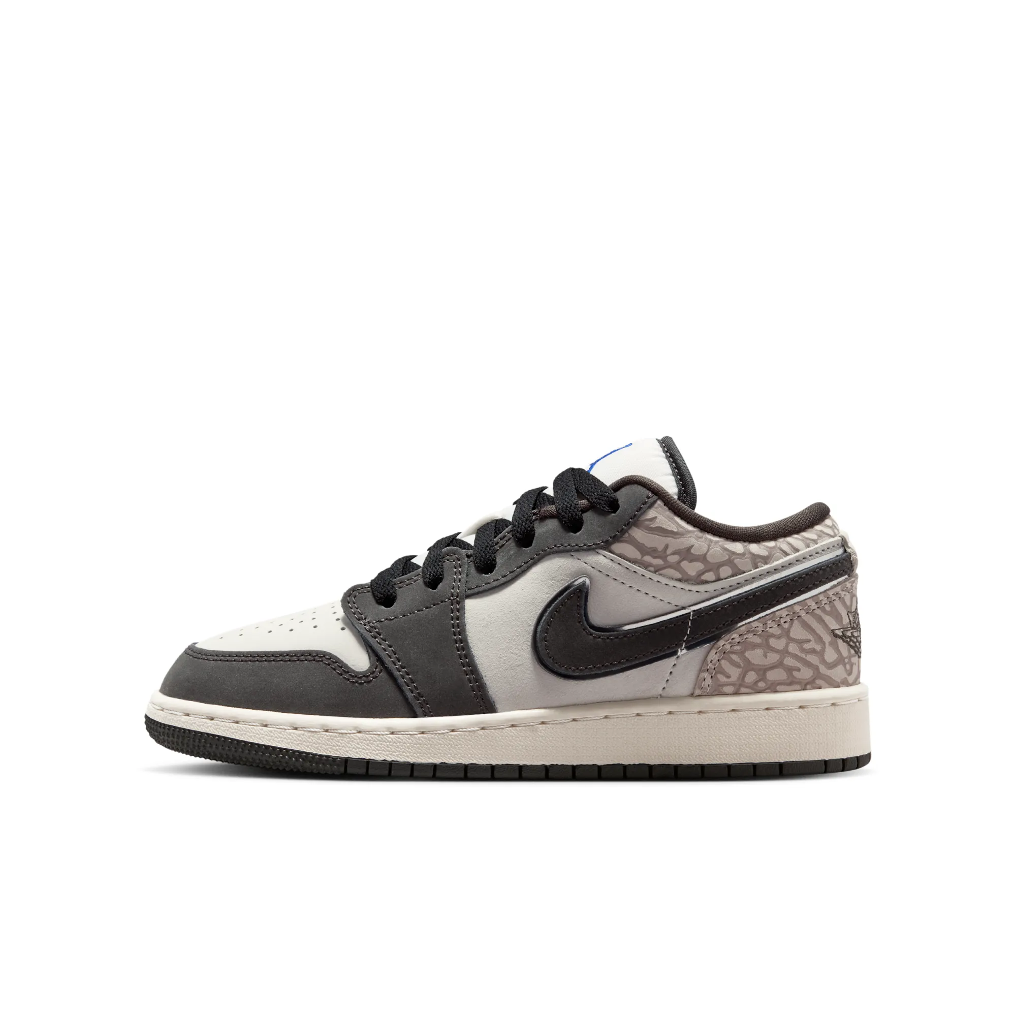 Nike Air Jordan 1 Low SE Older Kids' Shoes - White