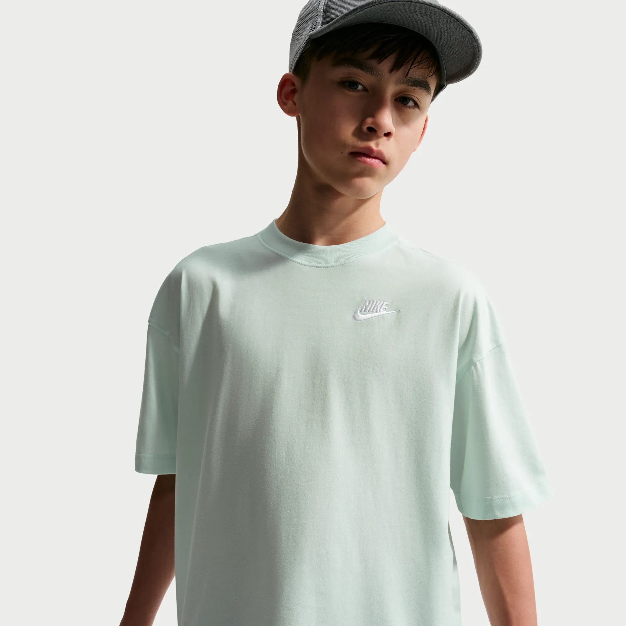 Nike Older Kids' Oversized T-Shirt - Green