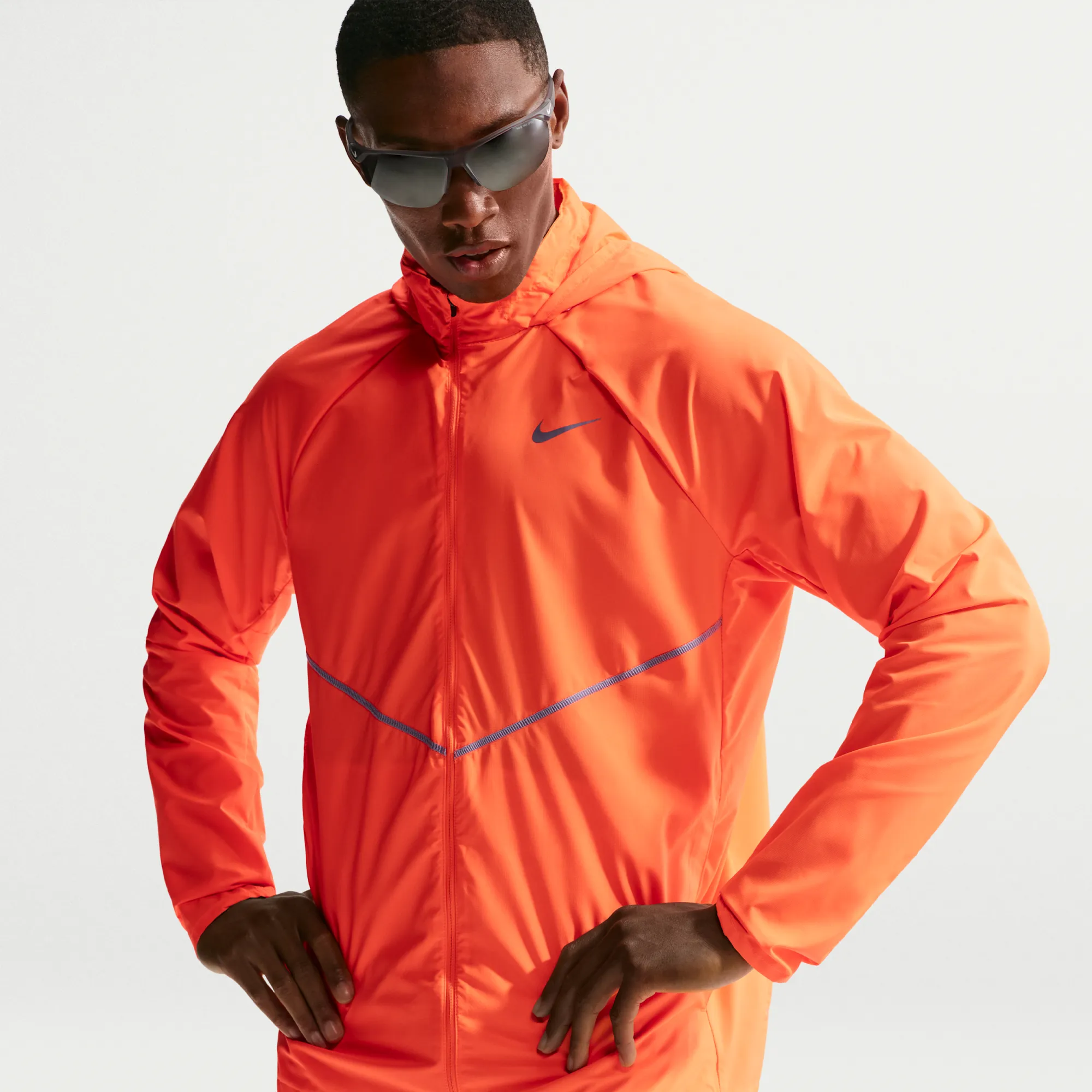 Nike Miler Men's Repel UV Protection Running Jacket - Orange
