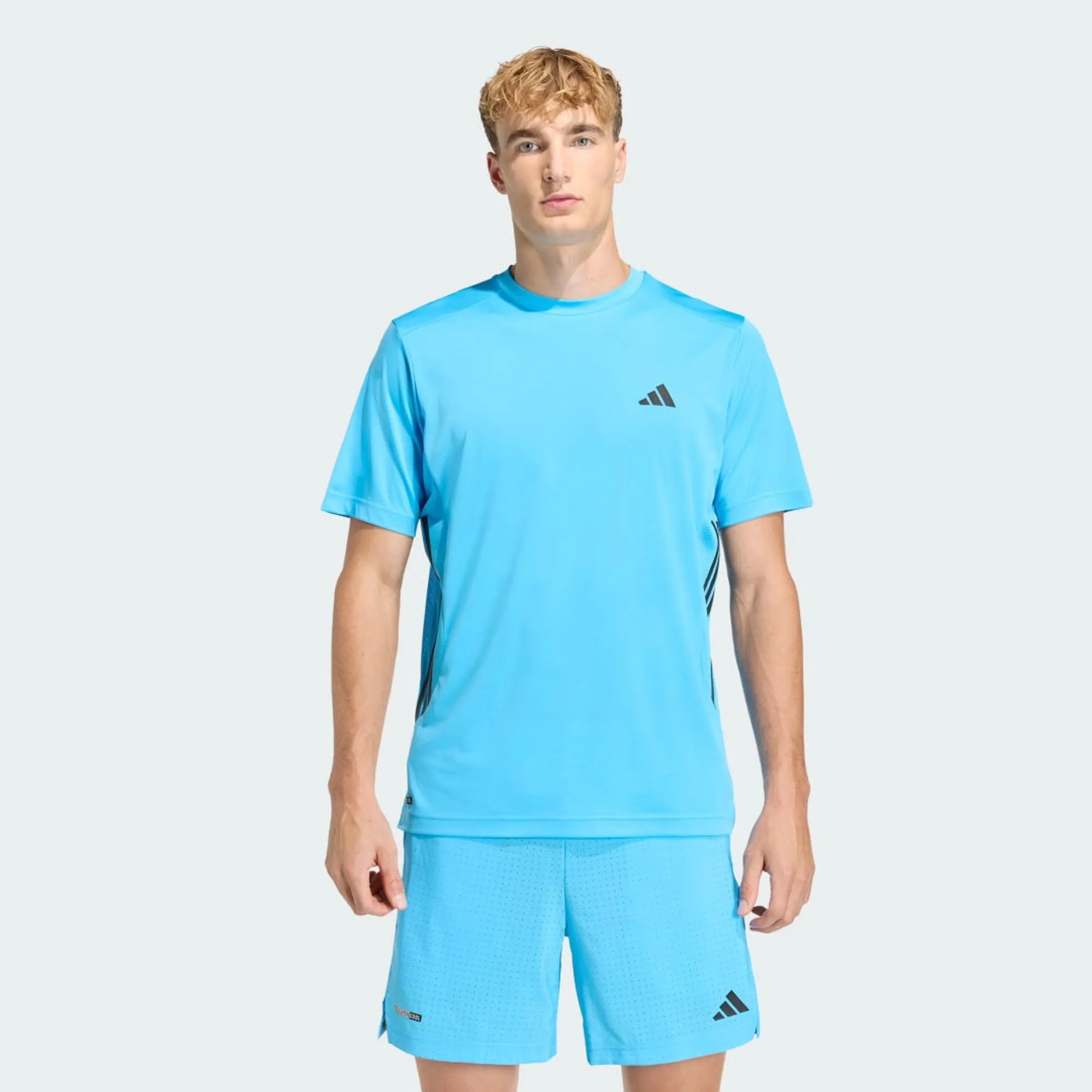 adidas TECH ESSENTIALS WORKOUT 3 STRIPES T-SHIRT