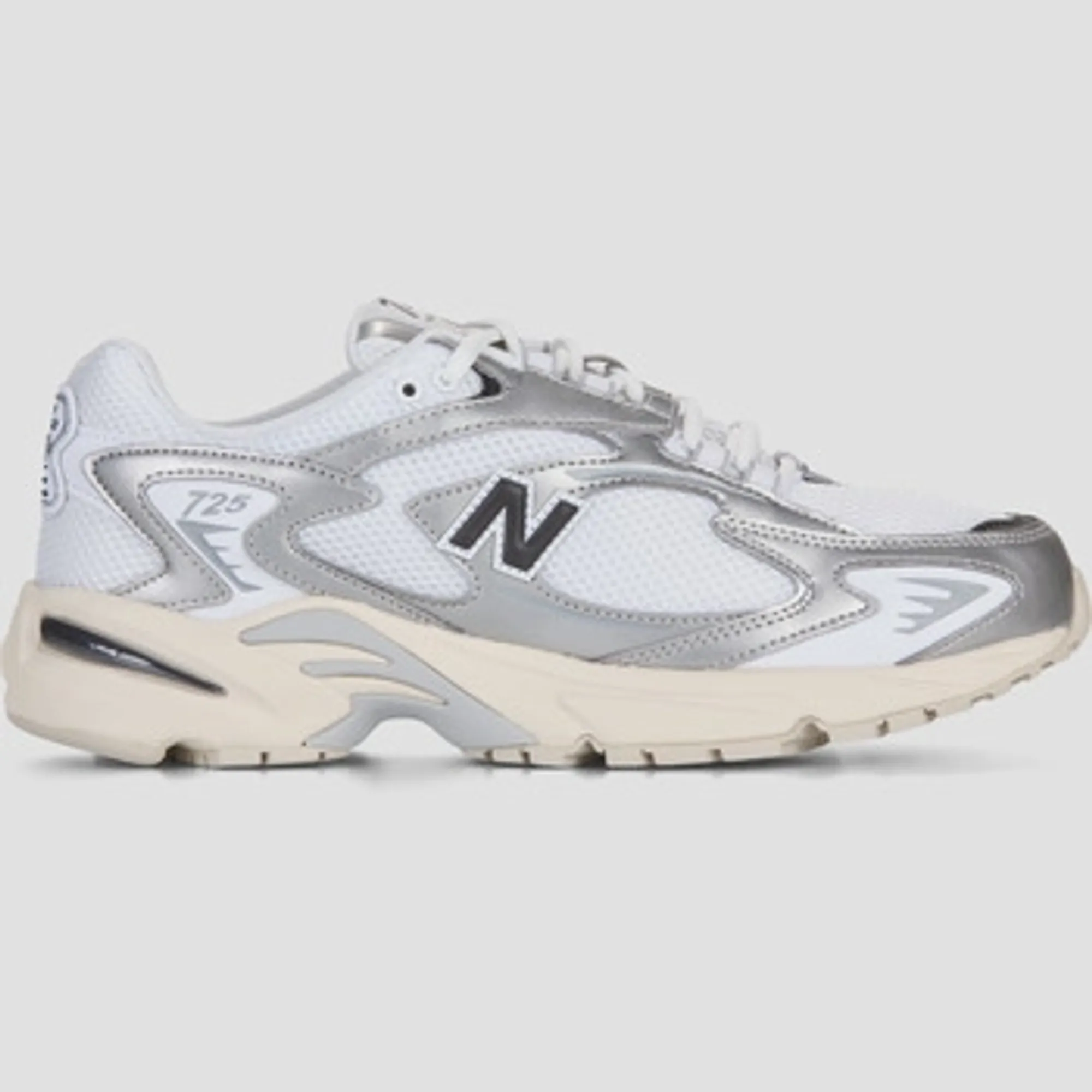New Balance  725  women's Shoes (Trainers) in Grey