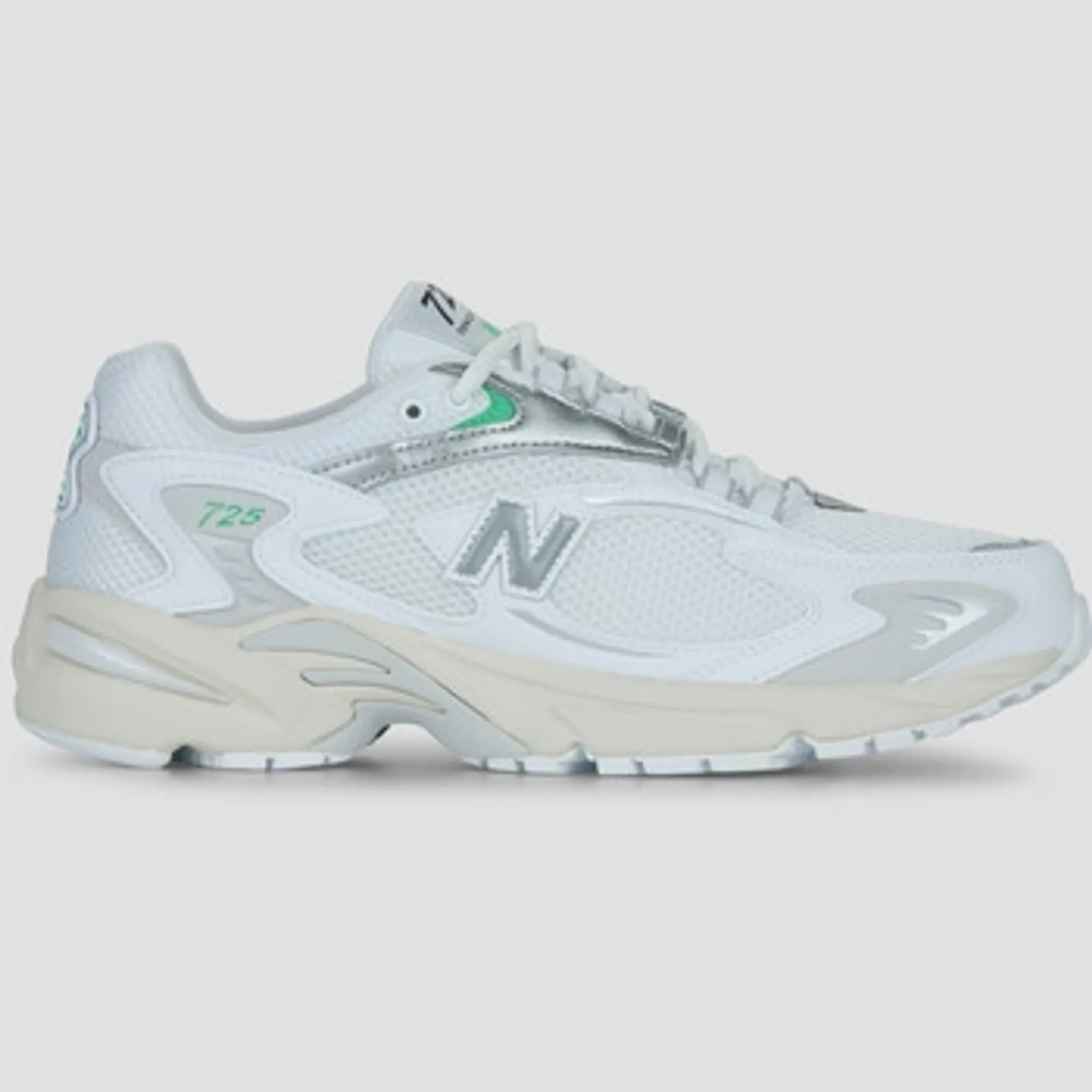 New Balance  725  women's Shoes (Trainers) in Grey