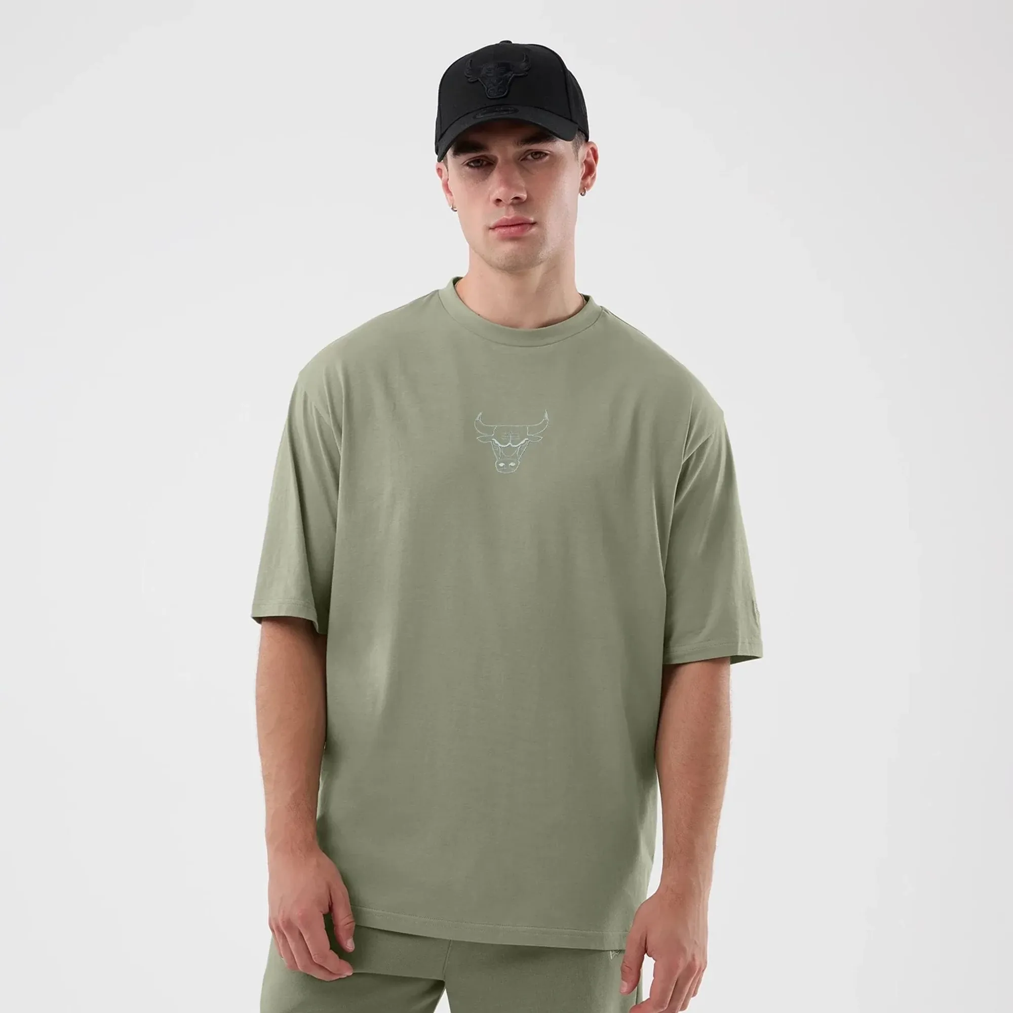 Chicago Bulls NBA League Essential Pastel Green Oversized T-Shirt New Era Cap adult unisex