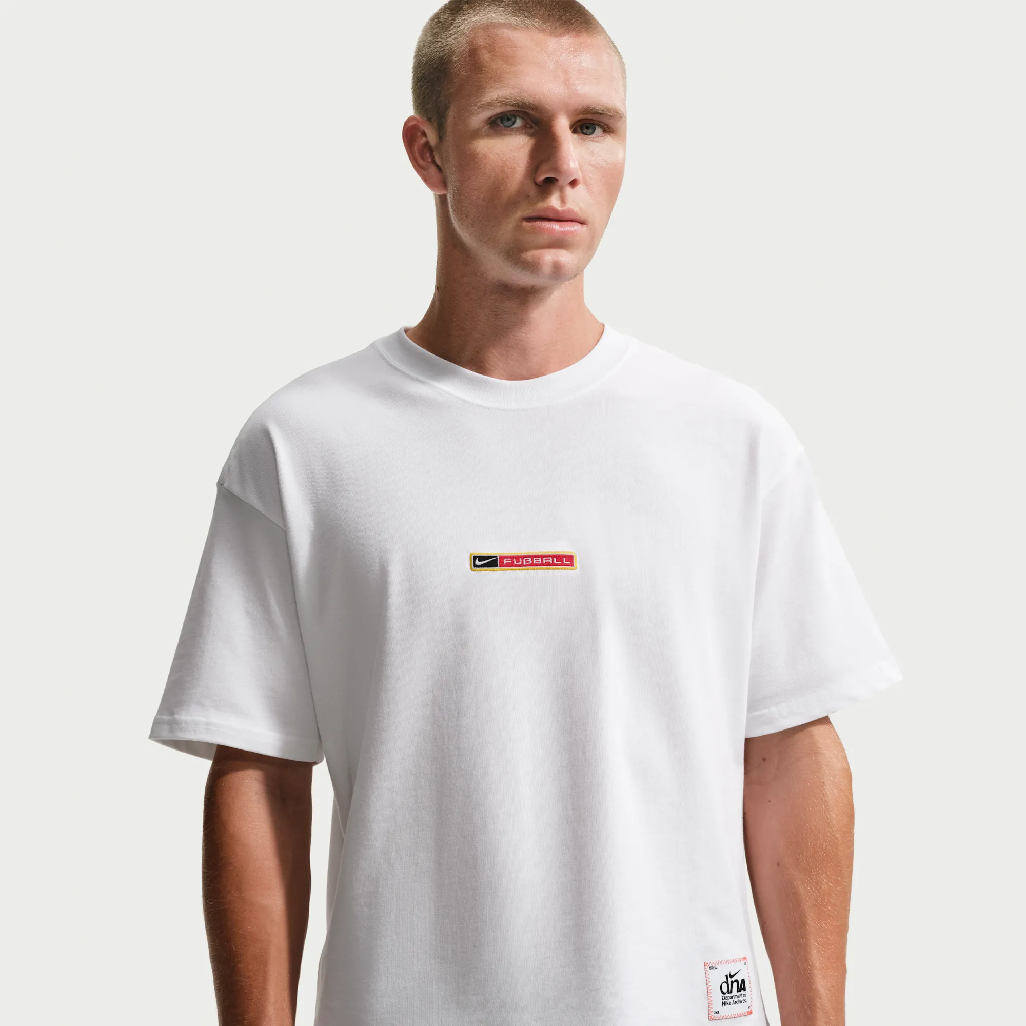 Nike Men's T-Shirt - White