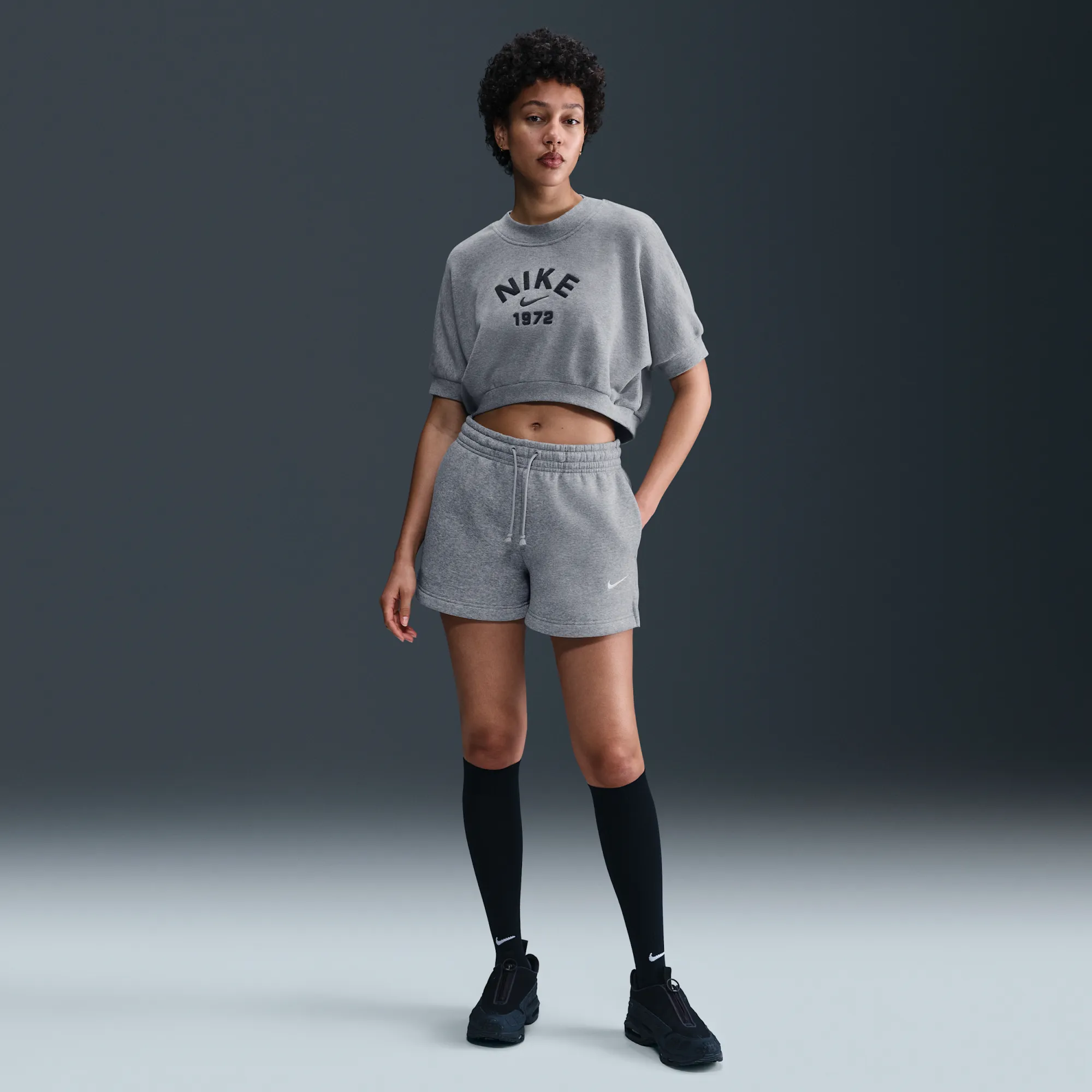 Nike Phoenix Fleece Women's Mid-Rise 10cm (approx.) Shorts - Grey - Cotton/Polyester